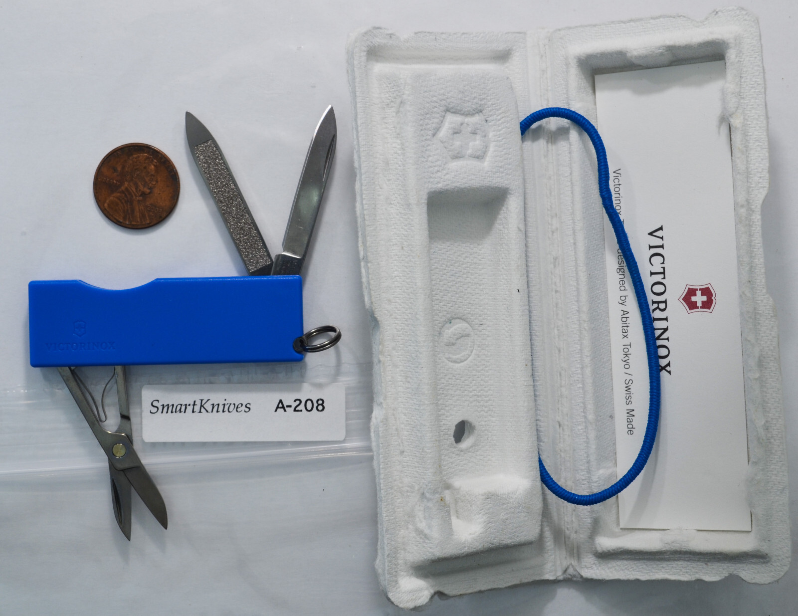 Victorinox Classic Tomo Swiss Army knife (blue)- retired, new in package #A208