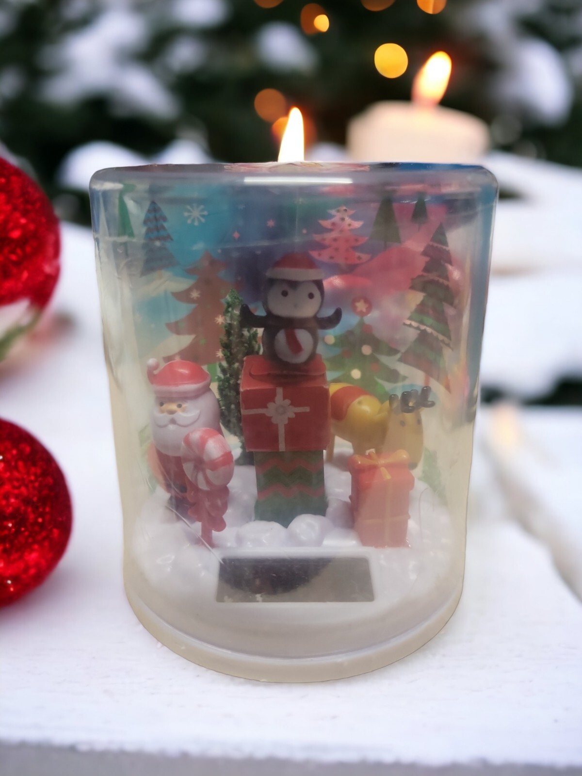 Christmas Solar Decoration ~ Santa Scene w/ Penguin & Gift Boxes ( No...