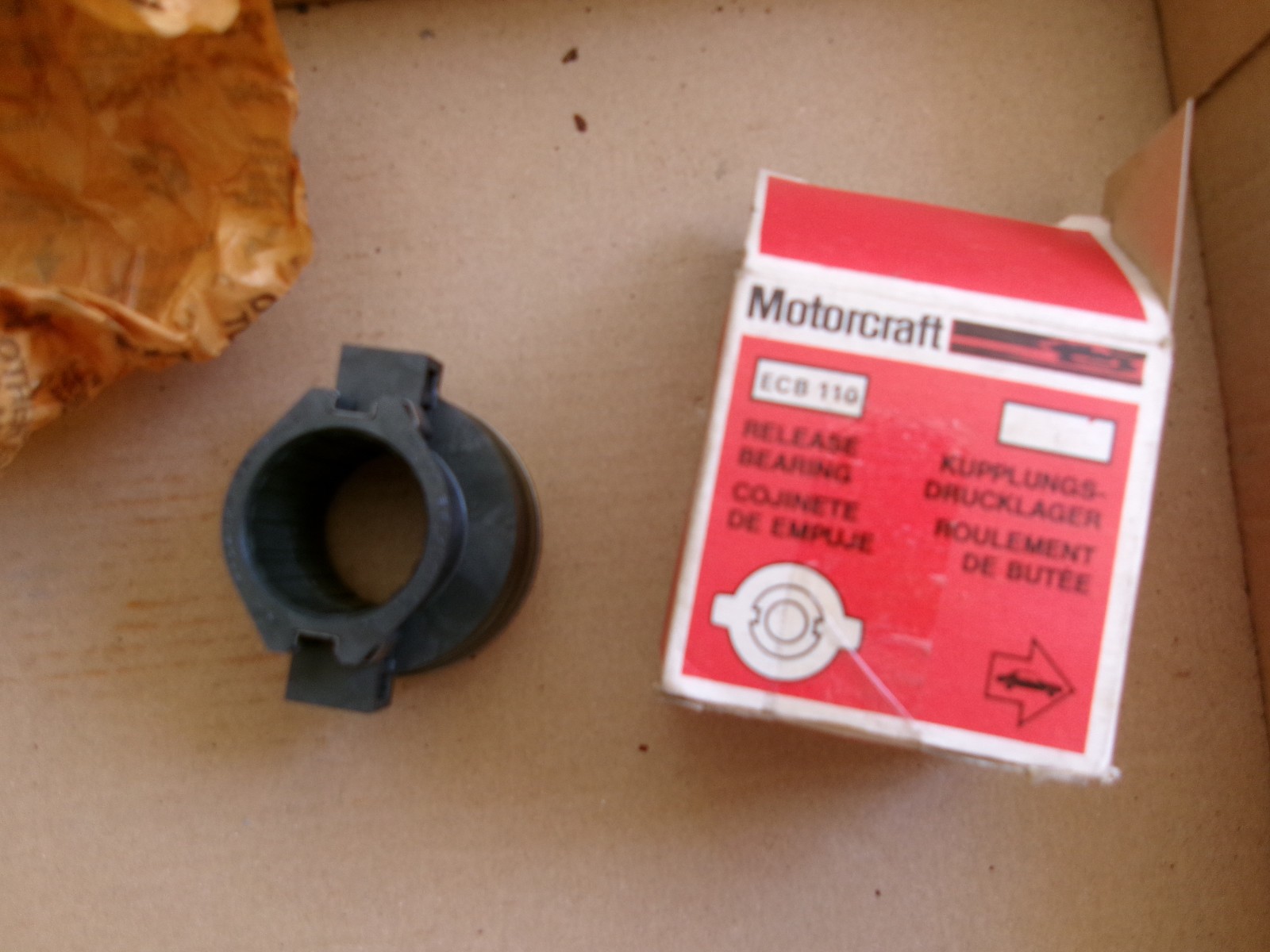 FORD Genuine Cortina MK 3 CLUTCH release bearing  83BB-7548-BA  NOS  ECB 110