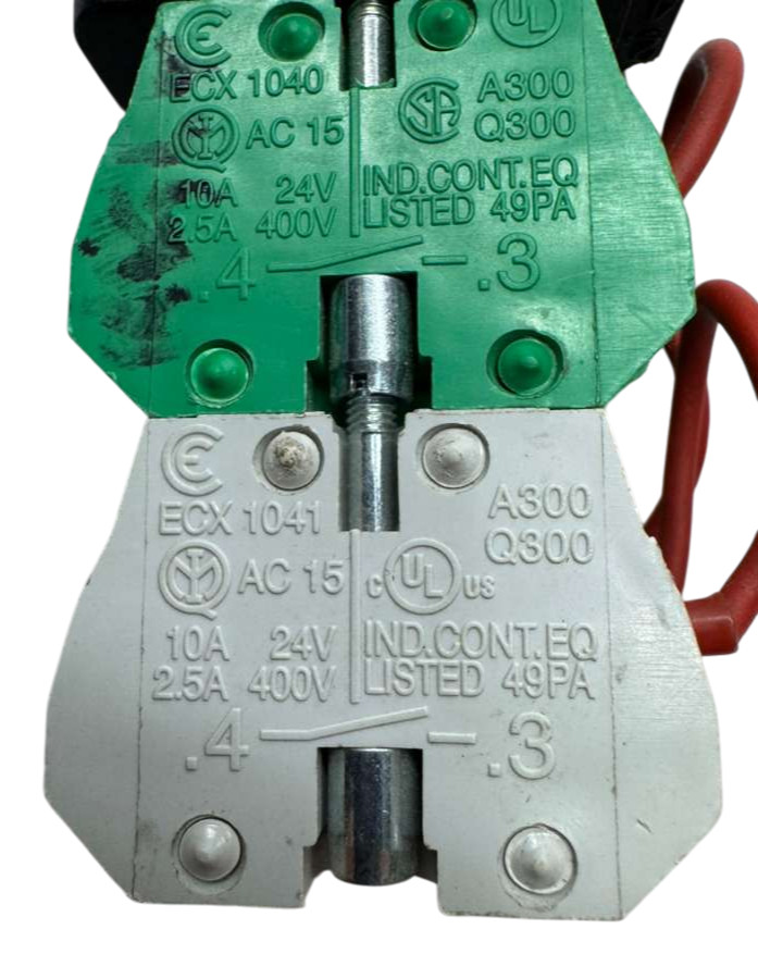 Automation Direct ECX3520 Momentary Toggle Switch 4-Position w/ECX1040 & ECX1041