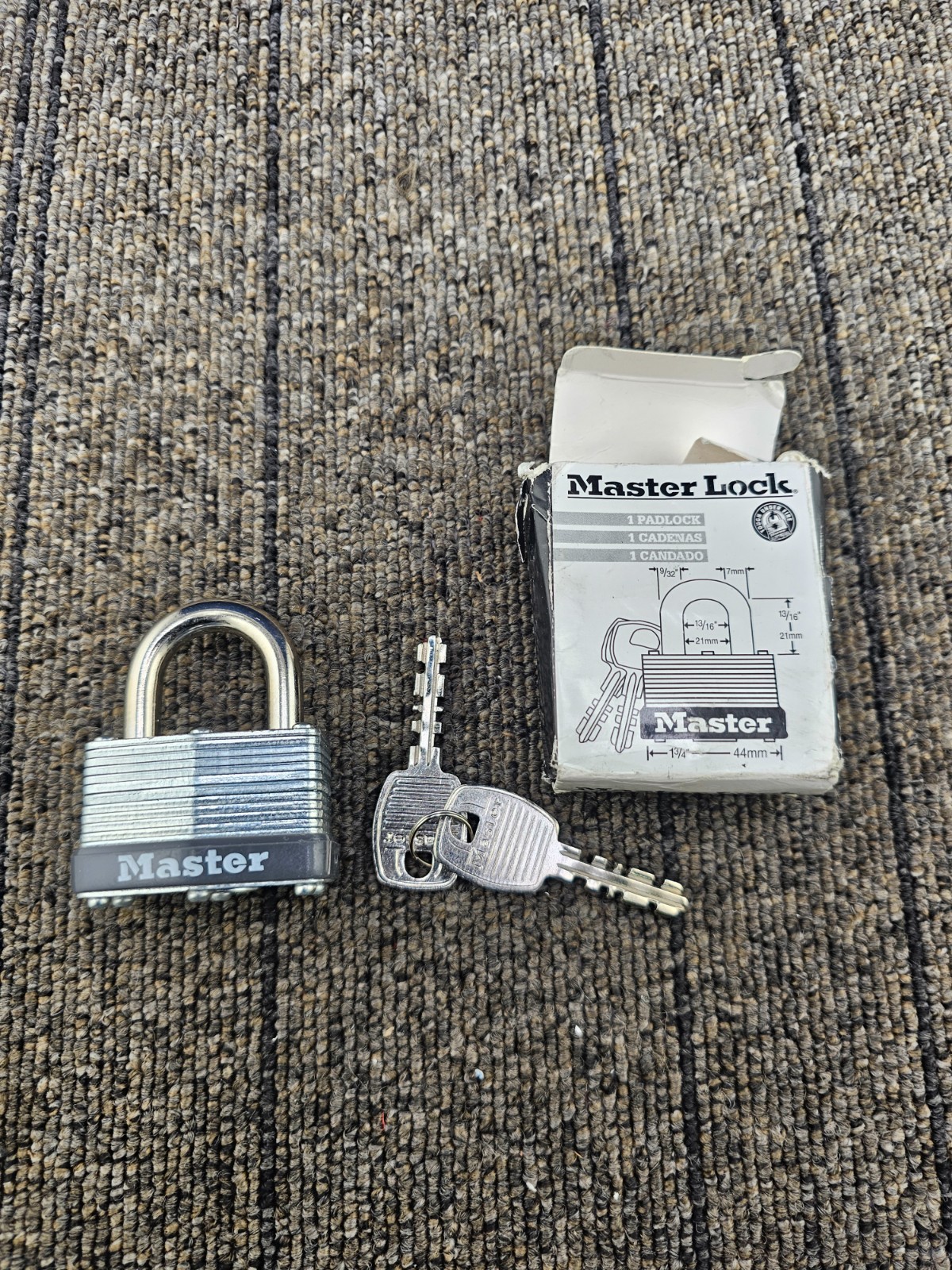 (QTY 2) Master Lock 500KA: Warded Laminated Padlocks Key 203