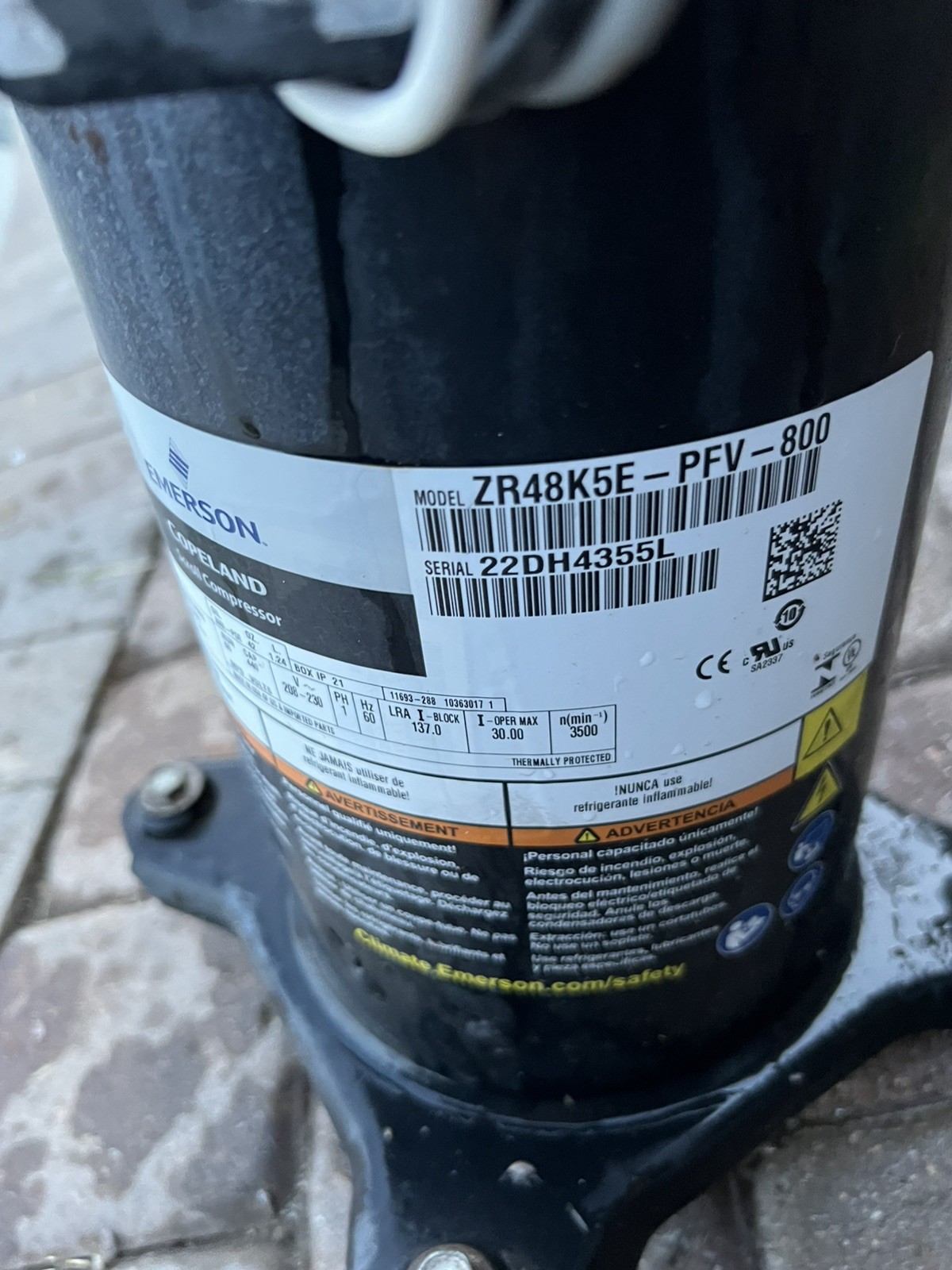 COPELAND SCROLL COMPRESSOR model # ZR48K5E - PFV -800 Year 2022 -220v single Ph