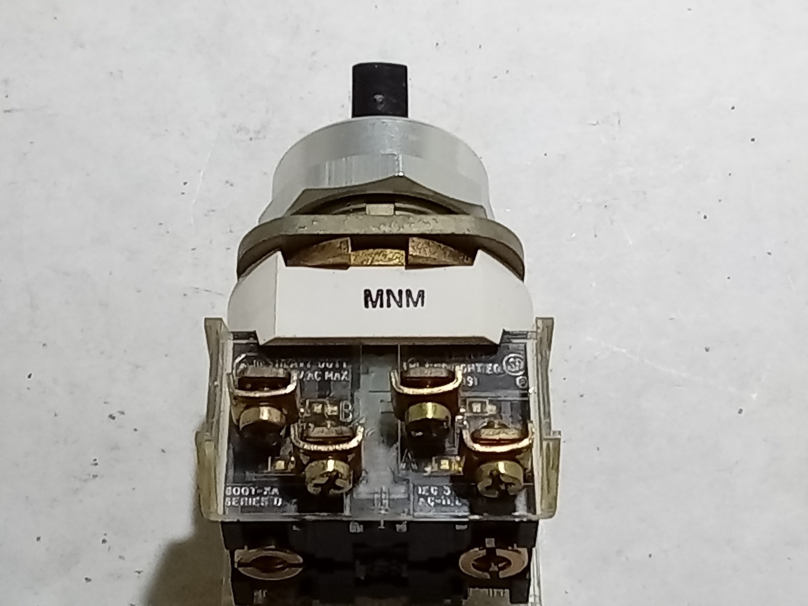Allen Bradley 800T-J2 Selector Switch (M13B)