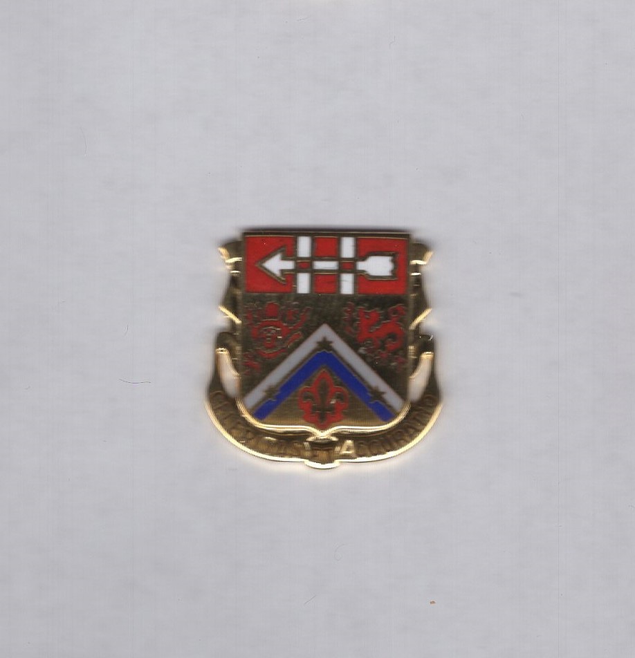 US Army 3rd Artillery crest DUI clutchback badge G-23