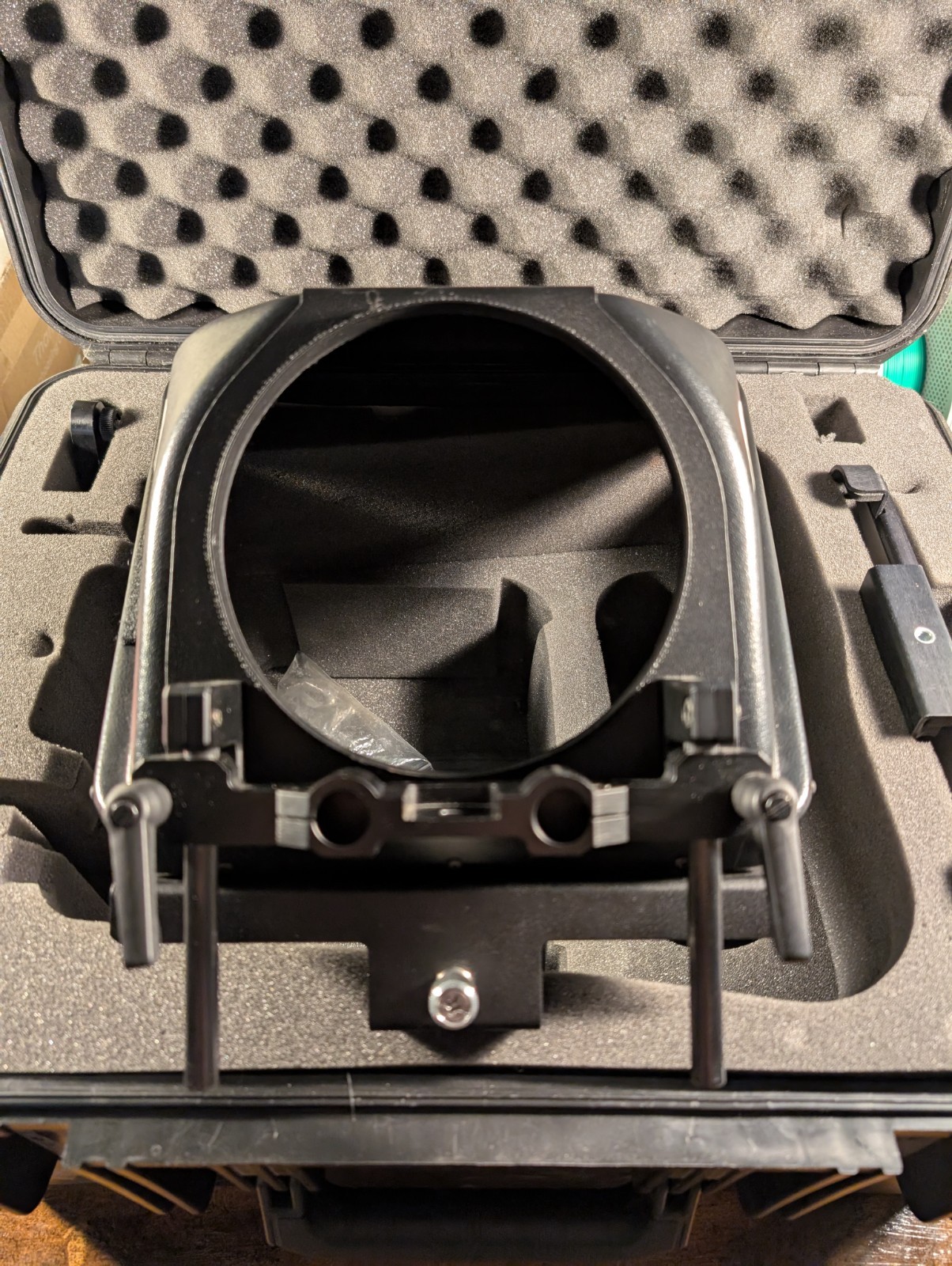 ProPrompter PP-HD-I-Pro2 HDi Pro2 Mobile Teleprompter with out case for iPad