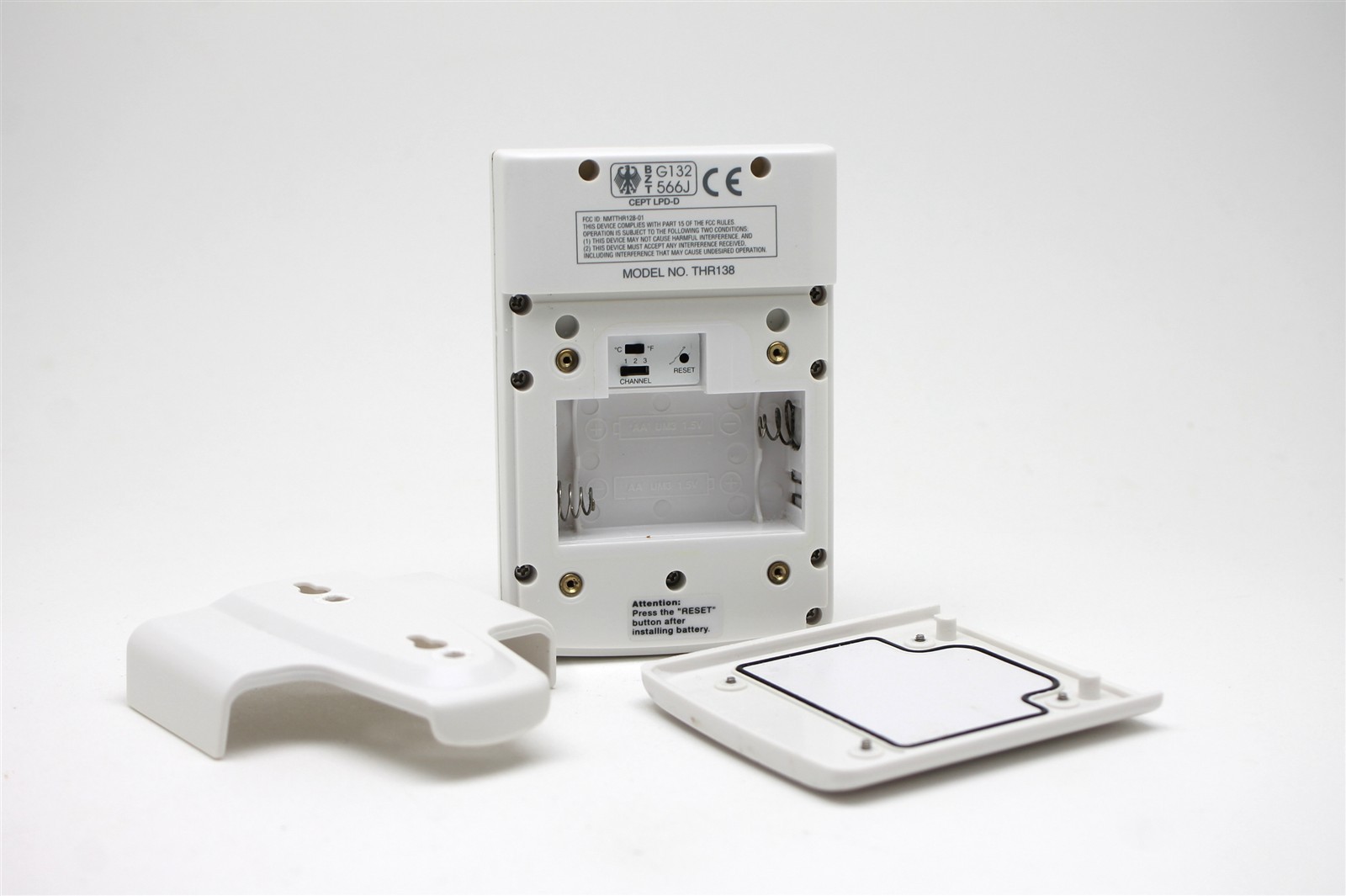 Oregon Scientific THR138 Cable Free Wireless Remote Sensor With Multi-Channels