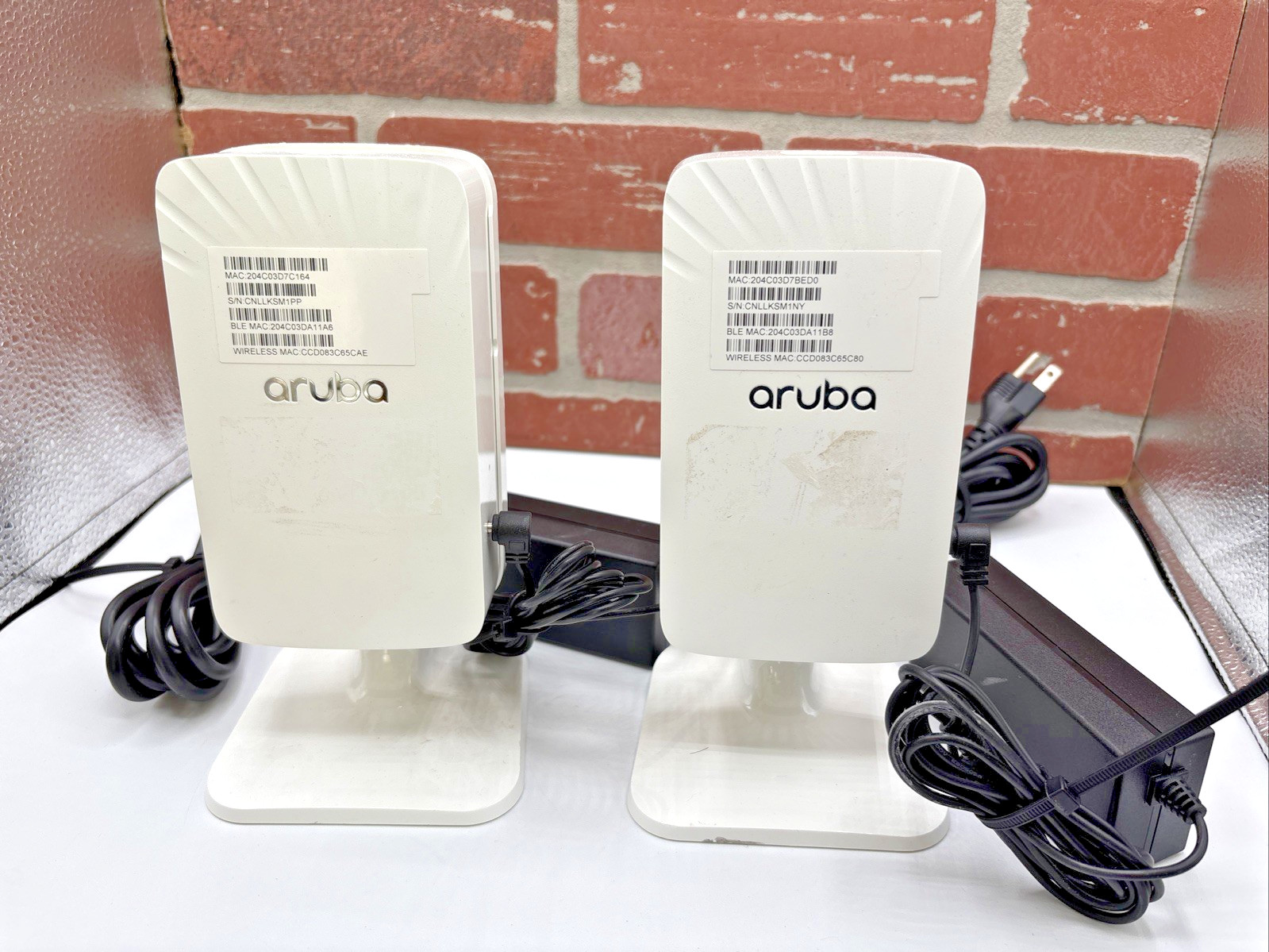 Aruba Apin505 LOT OF 2 W/ 2 Stands and 2 Power Cables - FAST SHIPPING! ⚡⚡