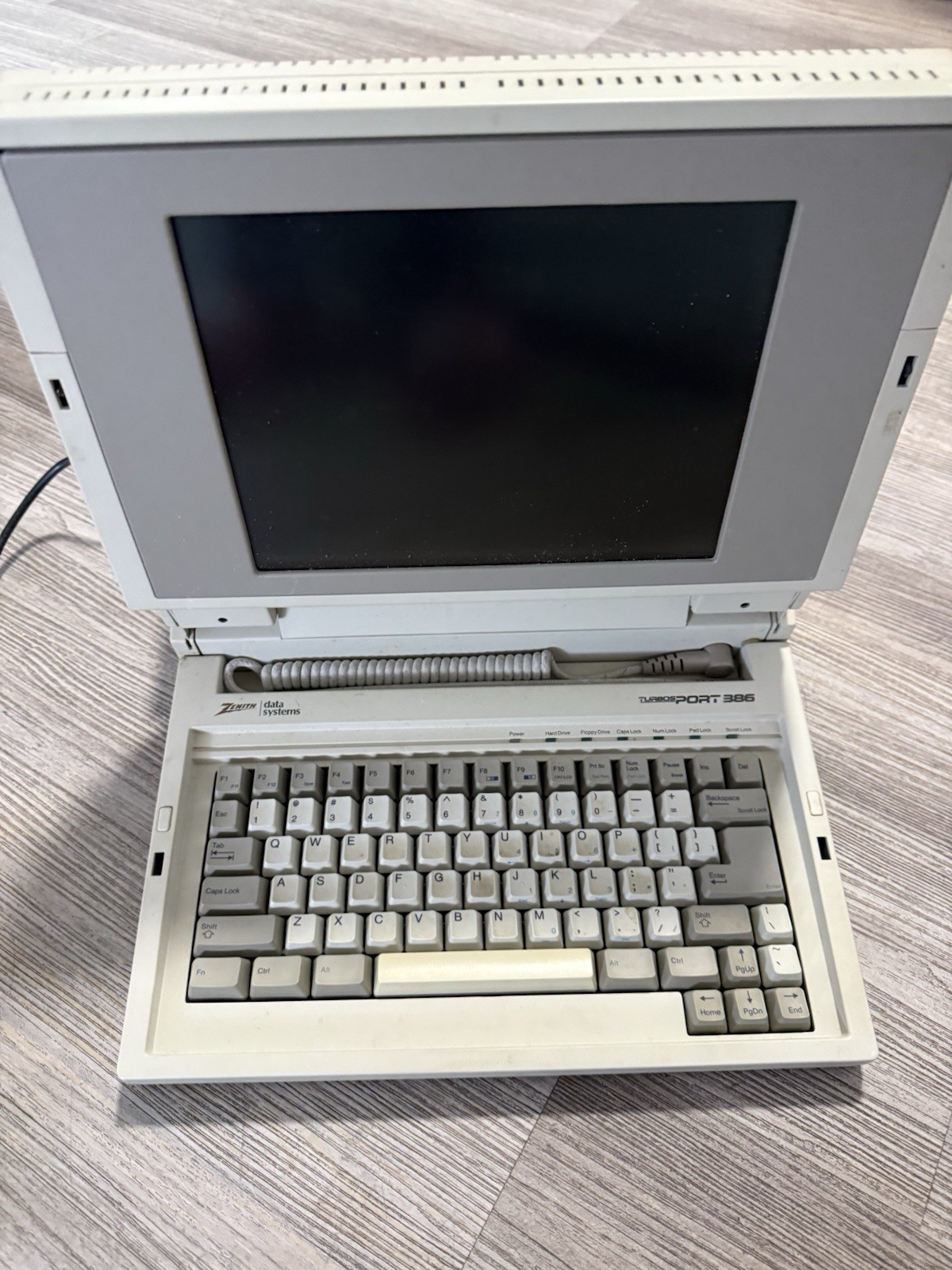ZENITH DATA SYSTEMS ZTC-3034-MO, TURBOSPORT 386 TURBOSPORT 386 LAPTOP, RARE