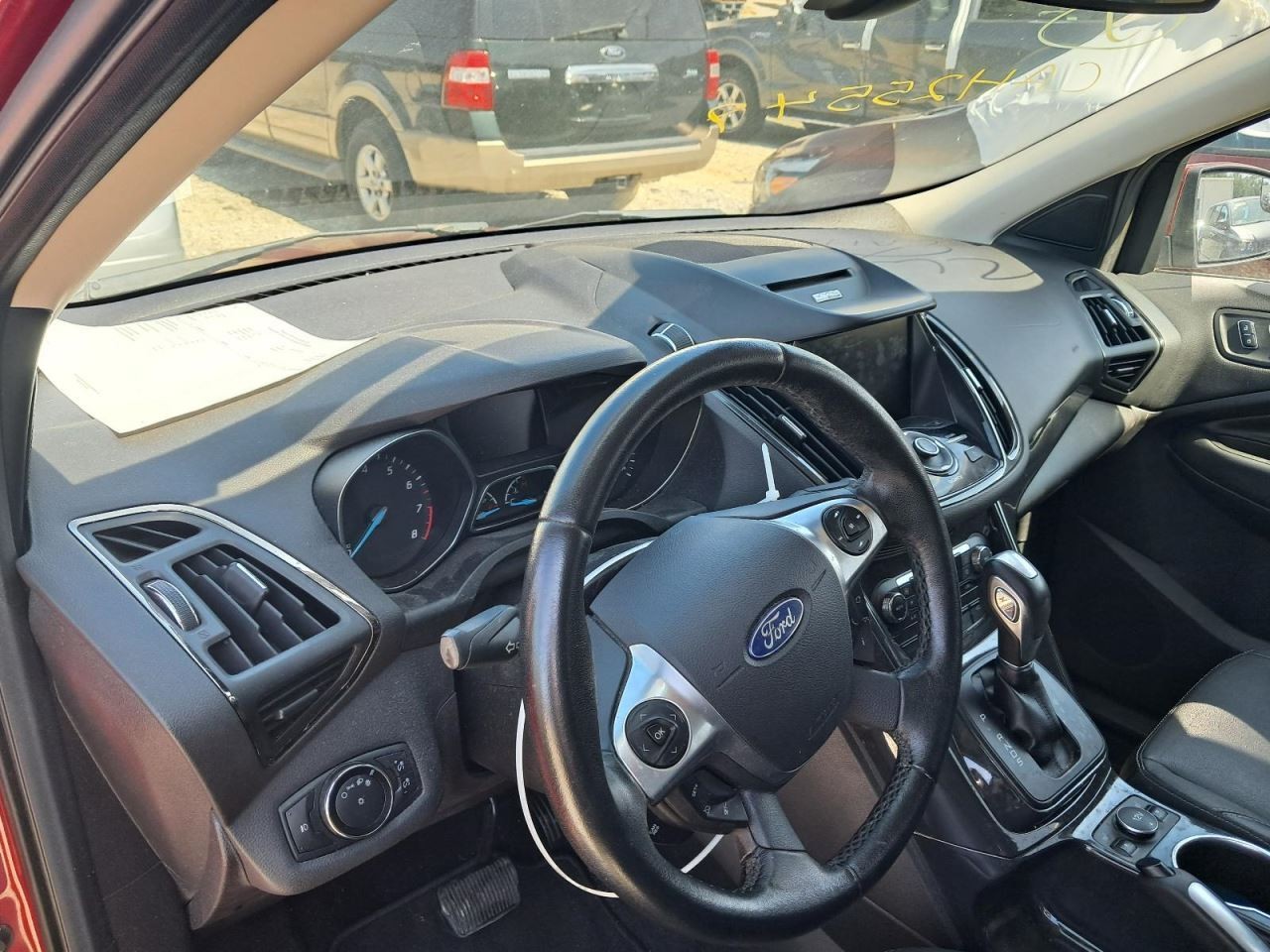 ESCAPE 2014 Glove Box 4782135