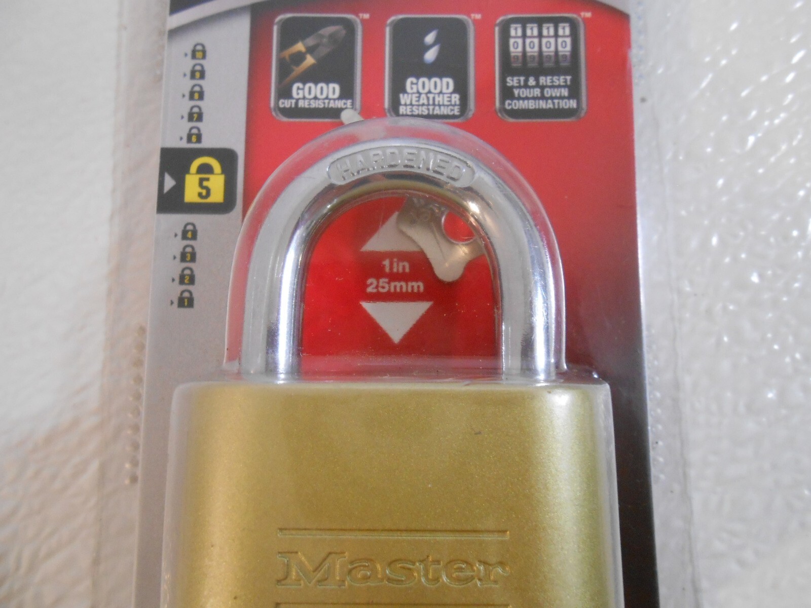Master Lock Combination Padlock, Set your own combination, Sinlge Pack 175D 1"