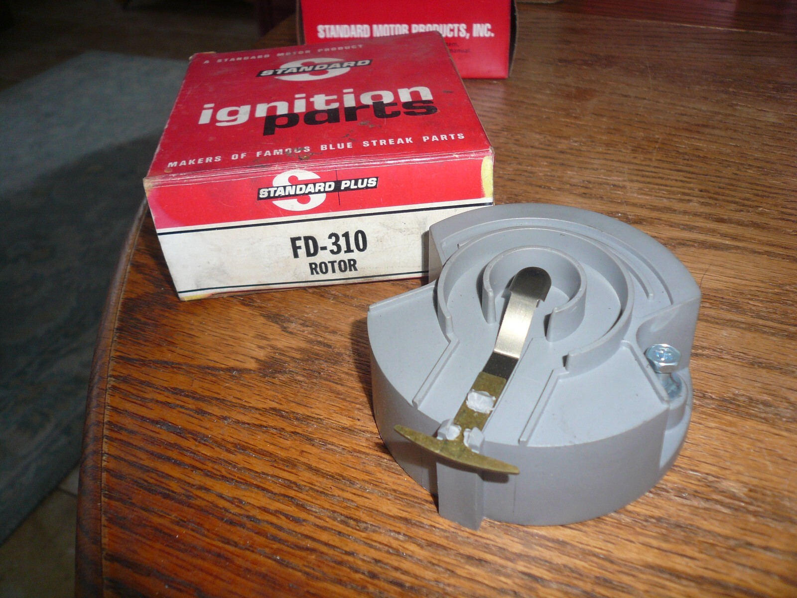 1983 - 1986 Ford Standard FD310 Distributor Rotor- Vintage