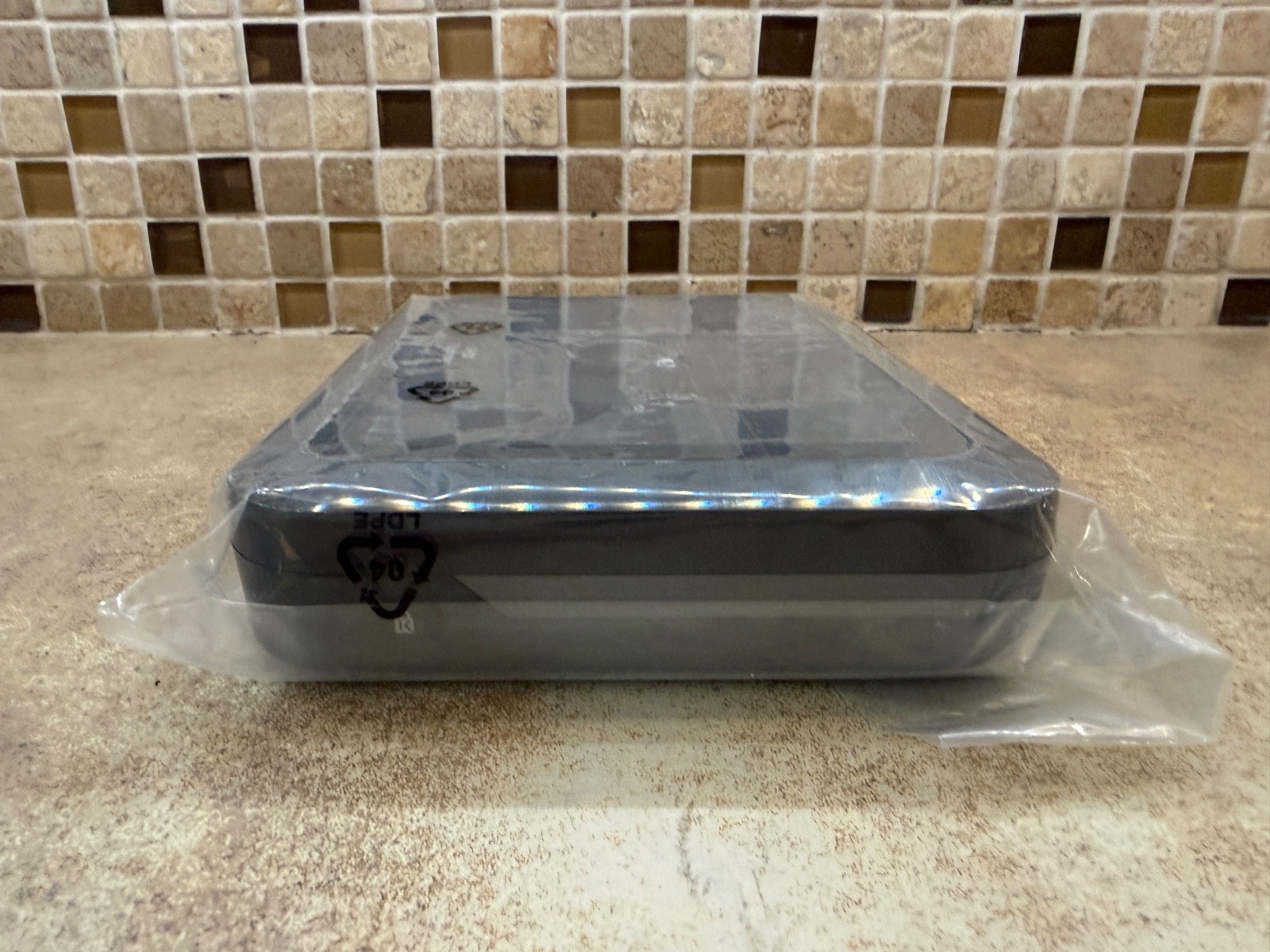 DELL Sonic Wall Soho APL31-0B9 Network Security Firewall + power cord