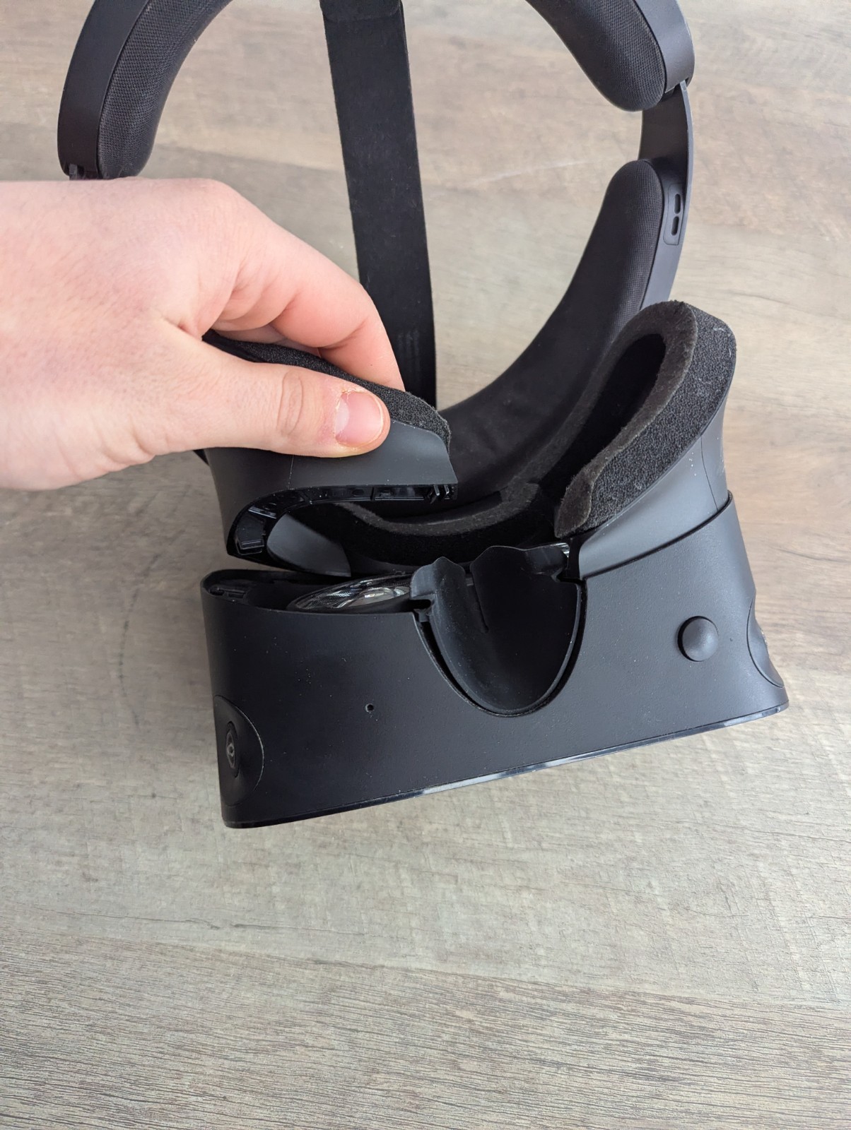 Meta Oculus Rift S PC Powered VR Gaming Headset Only (Untested) AS/IS