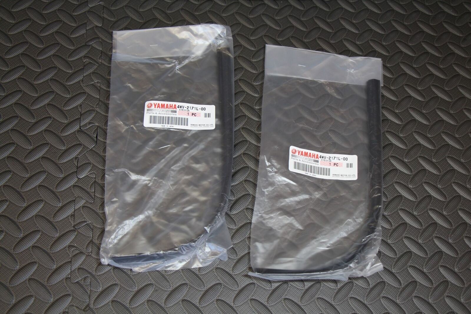 2 x OEM Gas tank side cover rubber inserts mole liner Yamaha Banshee 1987-2006