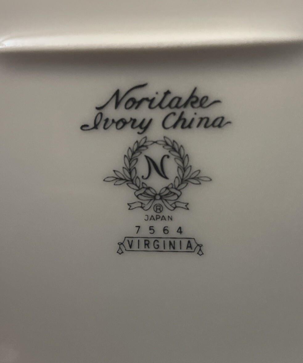 Noritake “Virginia” 11 1-2” Oval Serving Platter EUC