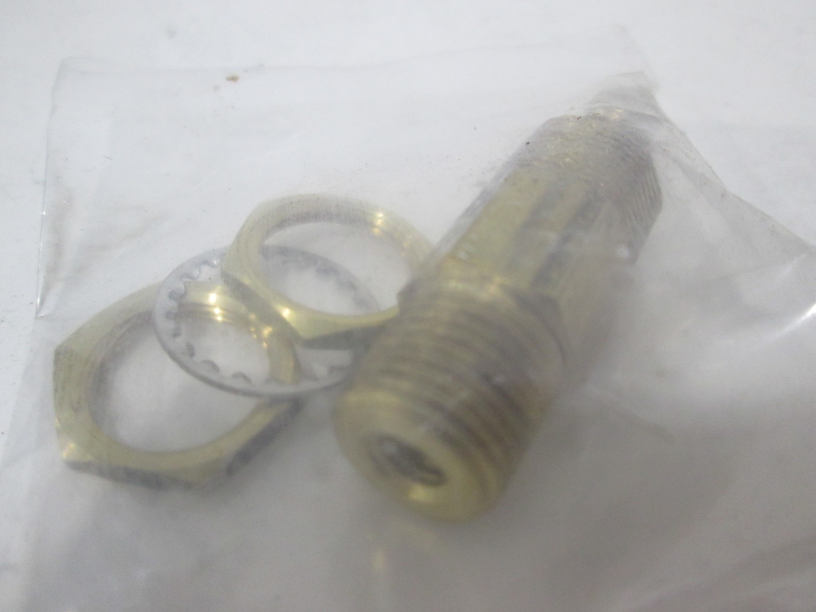 Valve, Needle, FN-18, New