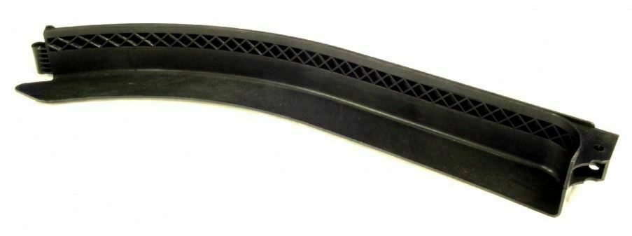 for Tennant RETAINER - SQUEEGEE RH 1017832