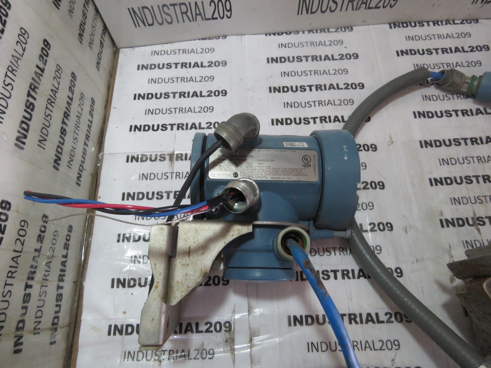 MICRO MOTION 1'' F100SI128SU w/ TRANSMITTER USED