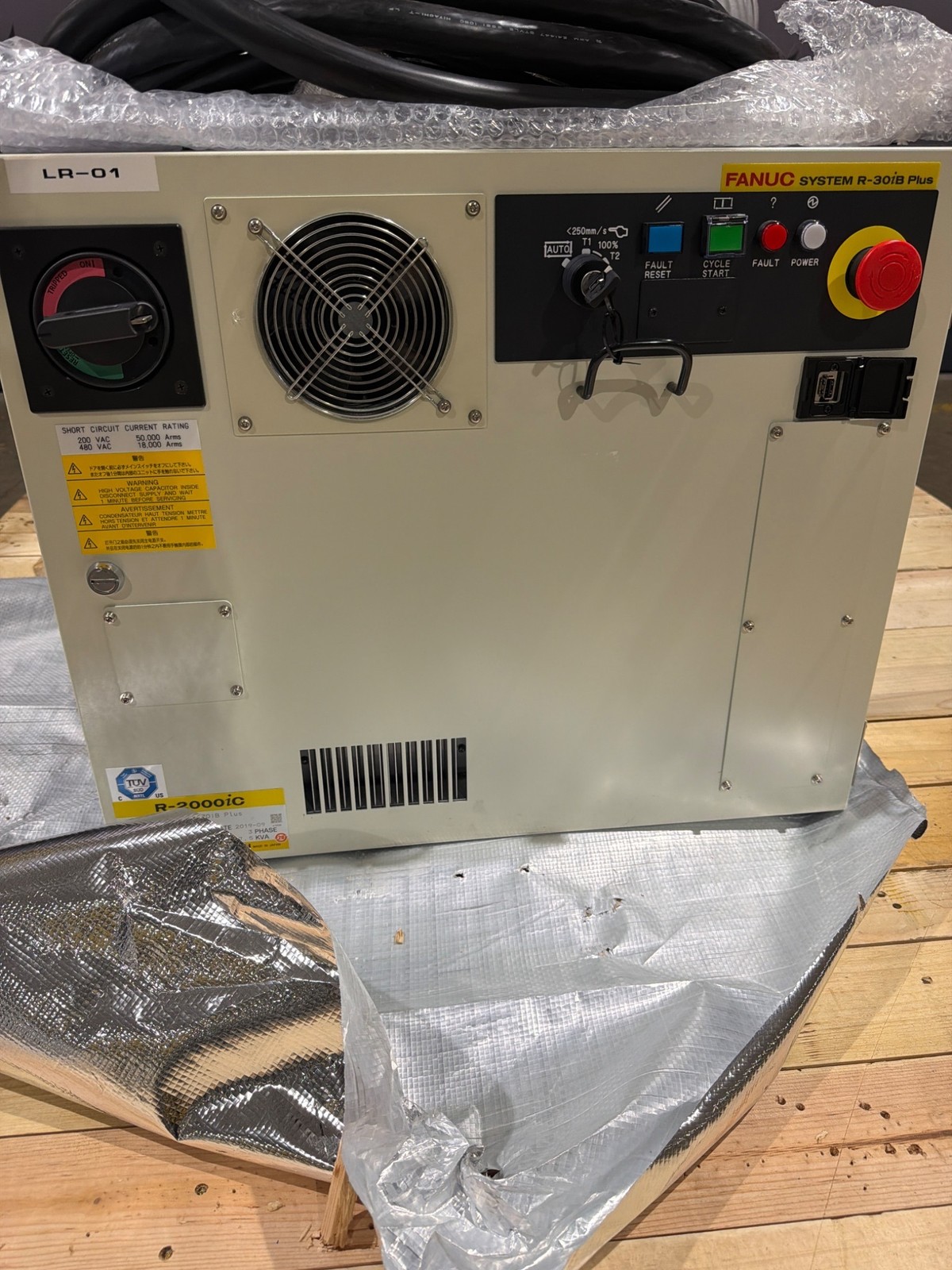 FANUC R‑2000iC/165F Complete with R‑30iB Plus Controller USED