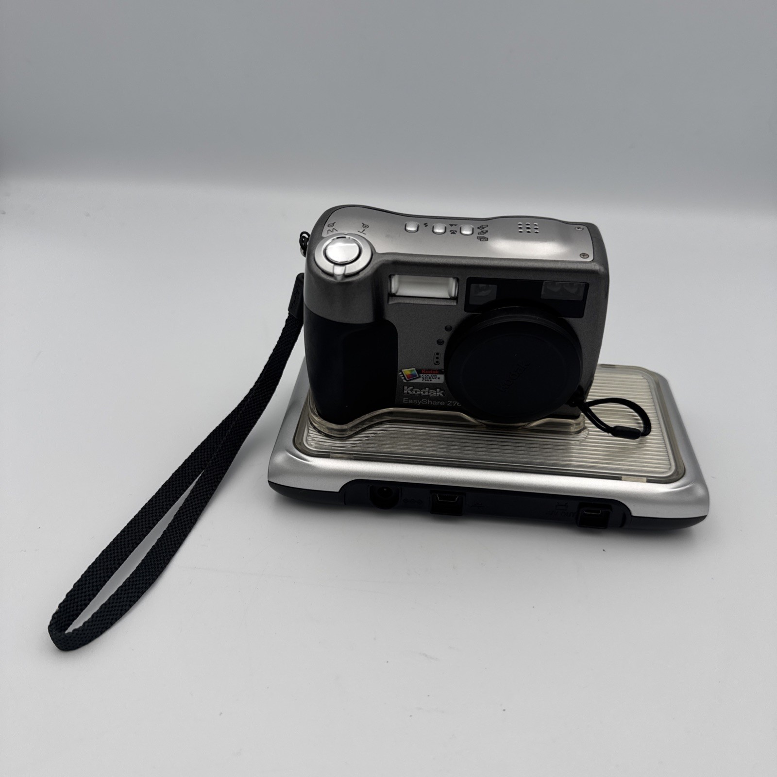 Kodak EasyShare Z760 W/ Charging Dock And Battery - For Repair Or For Parts