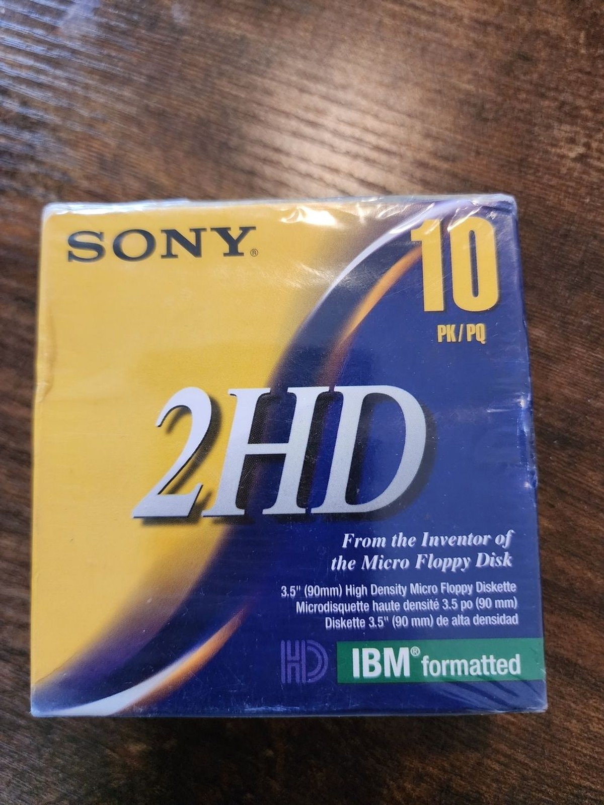 Unopened Sony 2HD Floppy Disks Pack (Yellow, Blue)