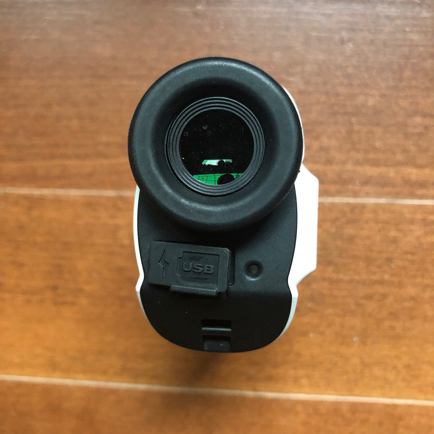 Golf RF C004, Laser Slope Rangefinder with Magnetic Hold & Hard Case