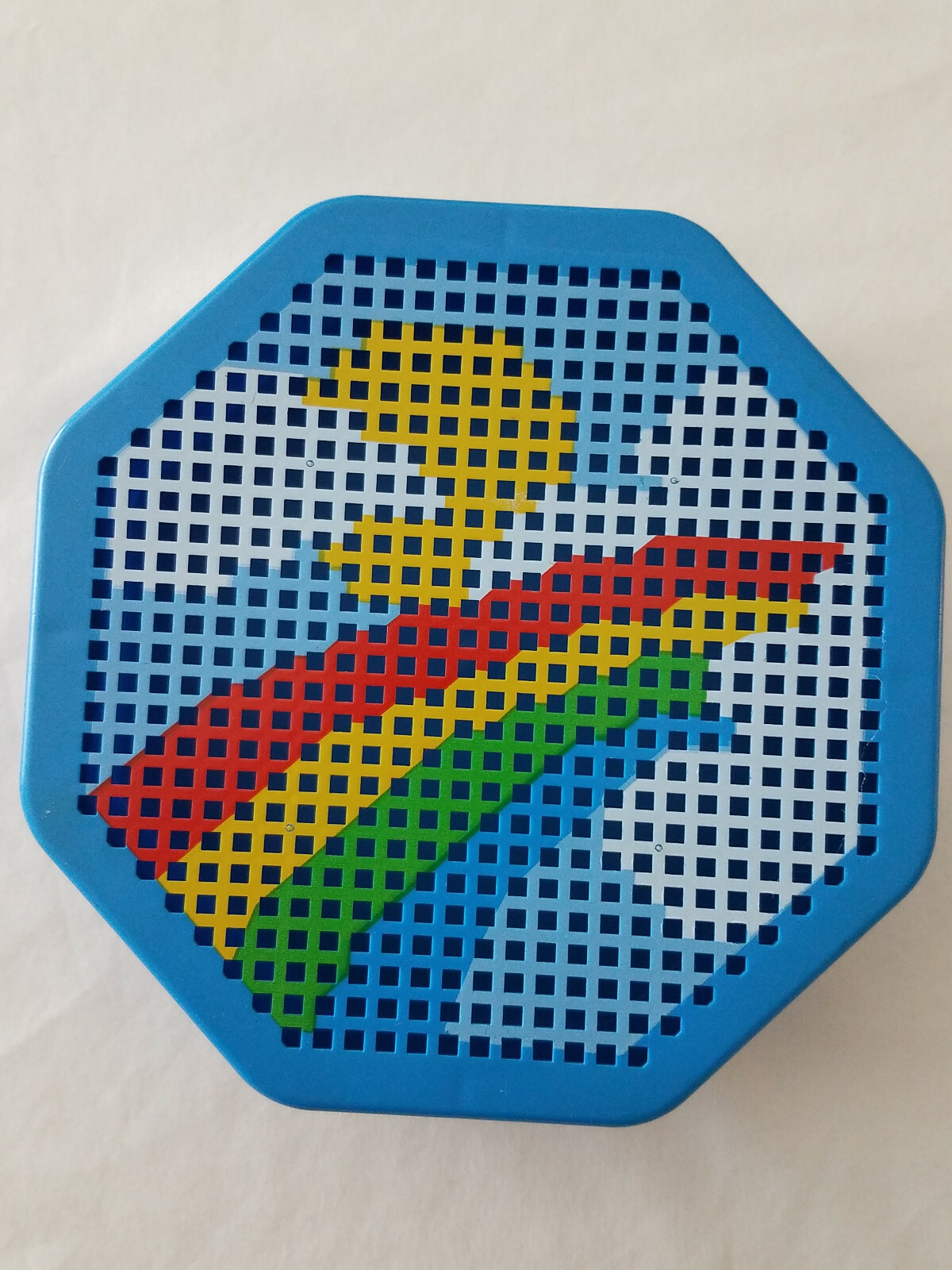 Vintage 1983 Fisher Price Arts and Crafts Weaving toy......comes with only case