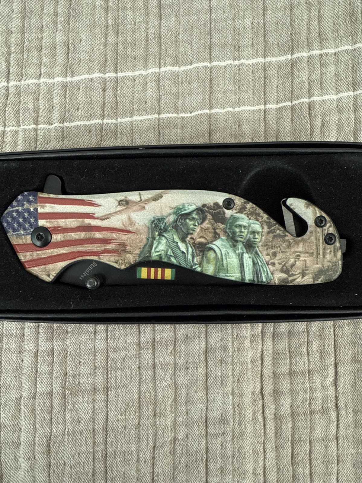 Vietnam War Memorial Knife - 8.5 Veterans Commemorative