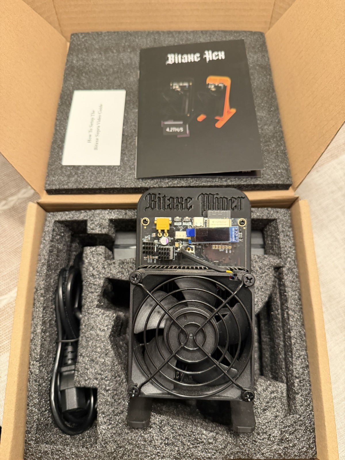 Bitaxe SUPRA HEX 702 Bitcoin Miner 4.2TH/s 75 Watt NEW IN BOX W/ Power supply