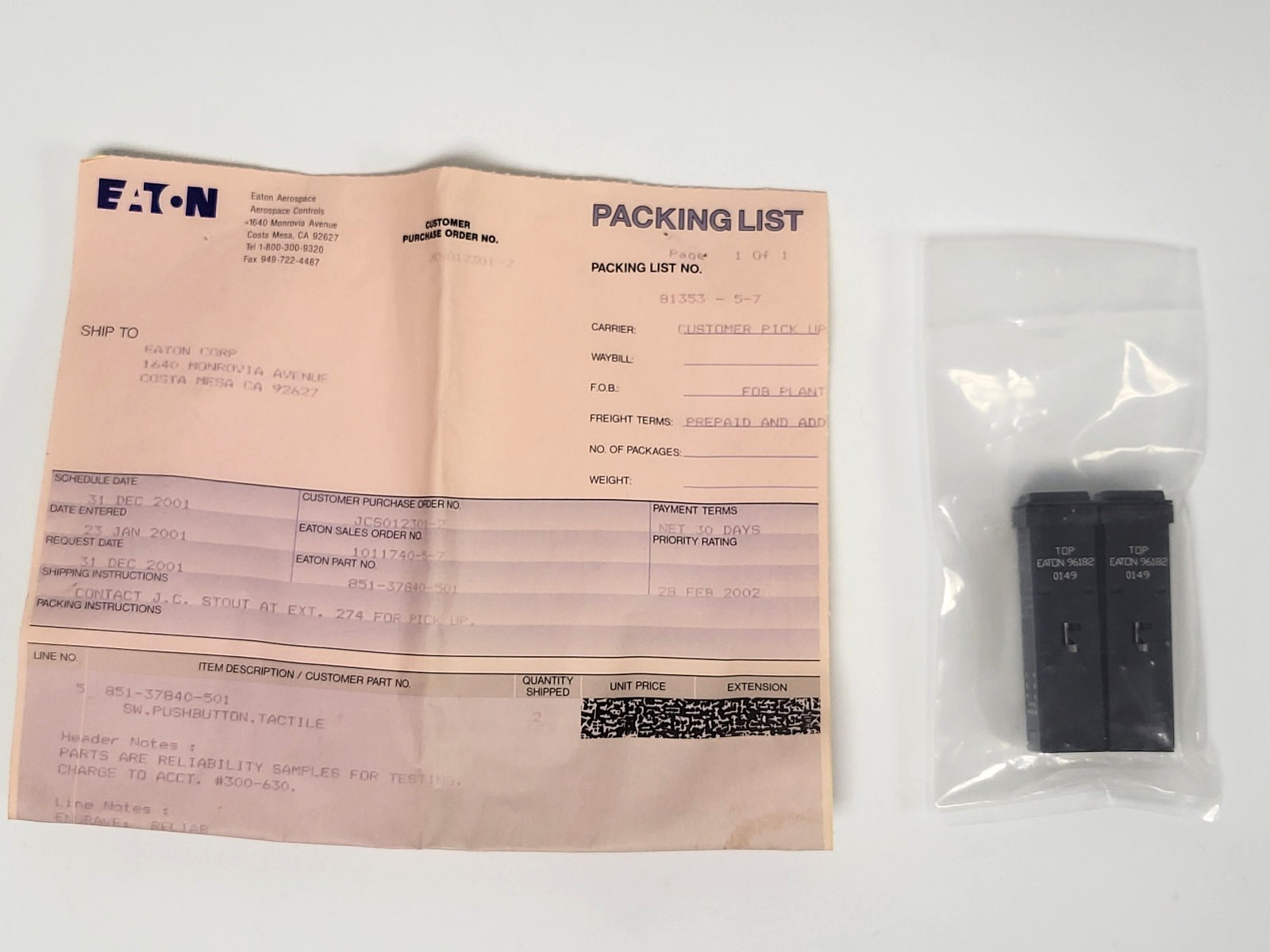 Lot of 2 Eaton THR Push Button, Tactile, SW, 851-37840-501
