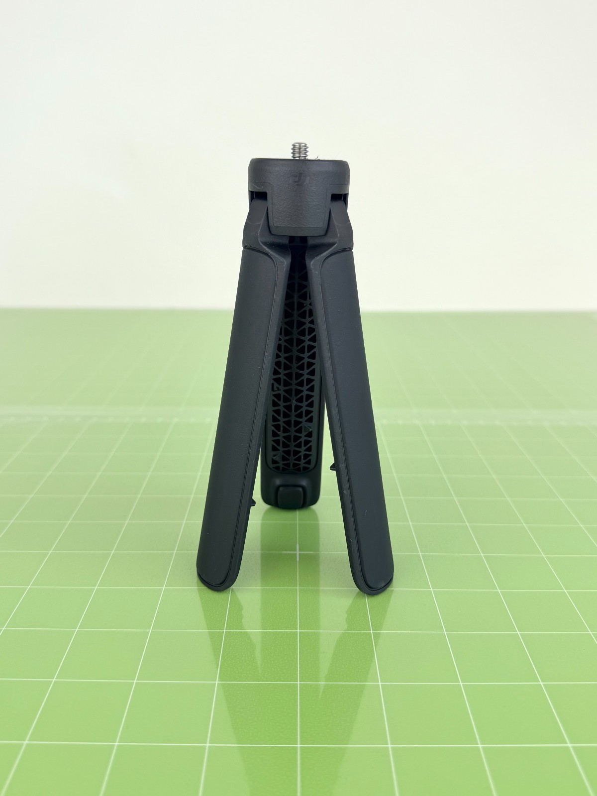 DJI Extended Grip/Tripod (Plastic) for RS 4