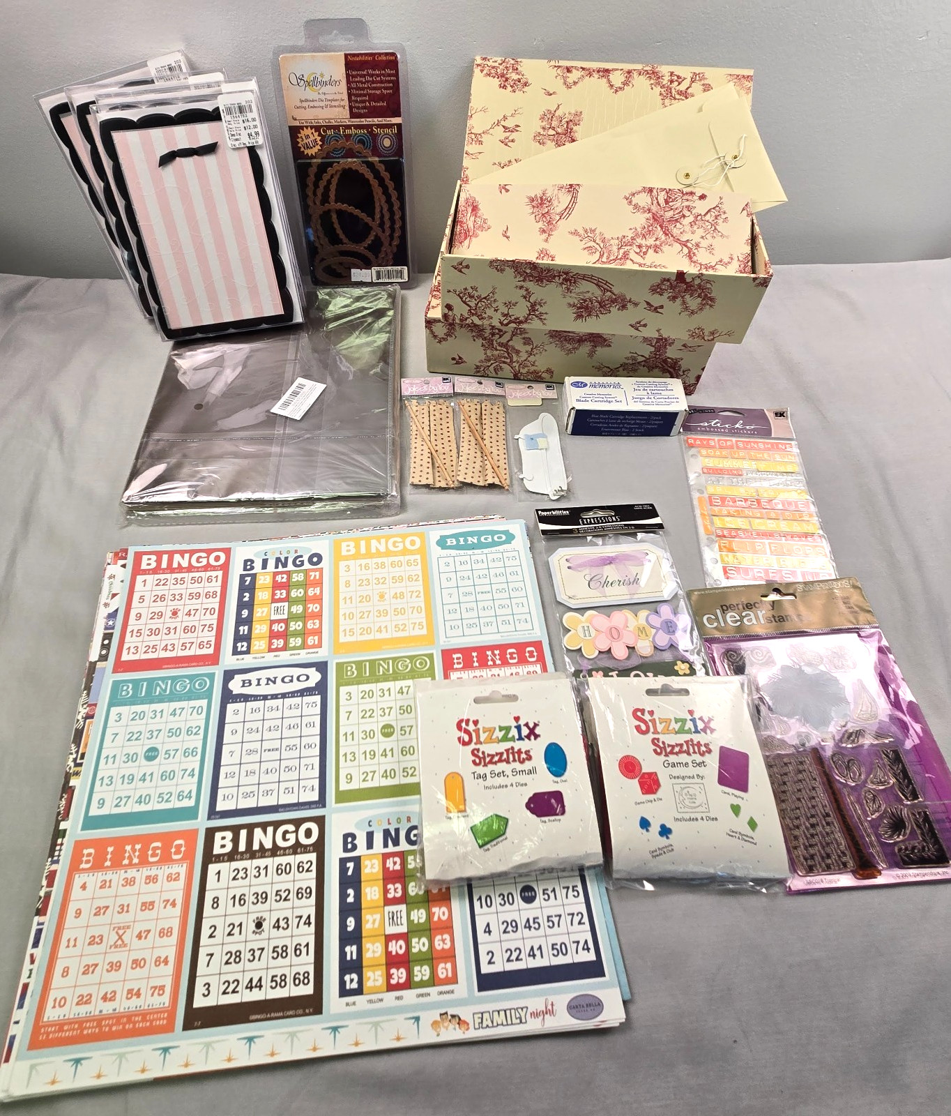 PAPER CRAFT LOT Paper Sizzix Sets Stamps Blade Set VTG Note Cards - See Pics