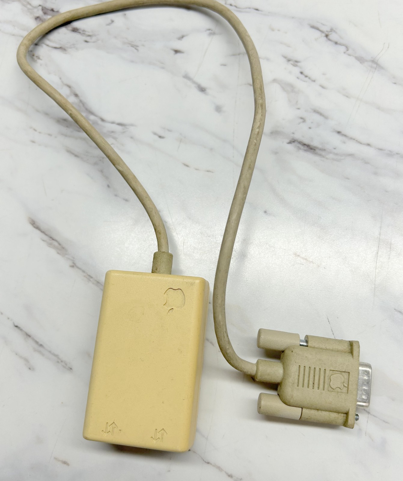 Macintosh 590-0254-B  Network Adapter with DB-9 Type Connector