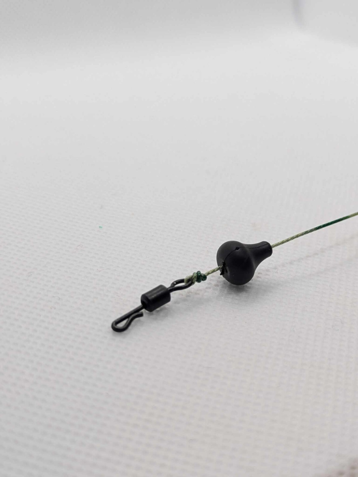 Vardis Tungsten Swivel Bead Large