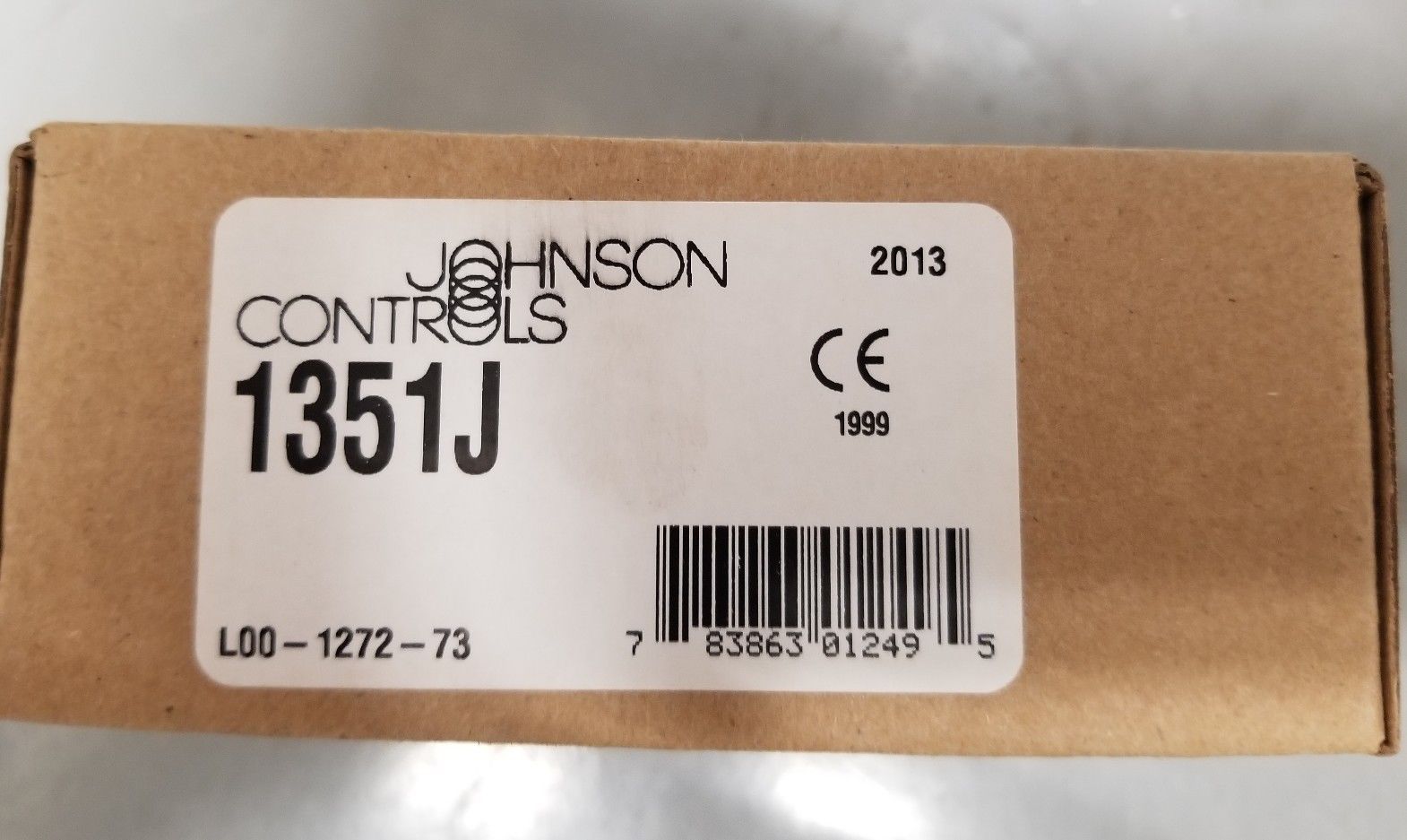 NEW JOHNSON CONTROLS 1351J DETECTOR HEAD (25 AVAILABLE, 1 YR. PROTECTION PLAN!)