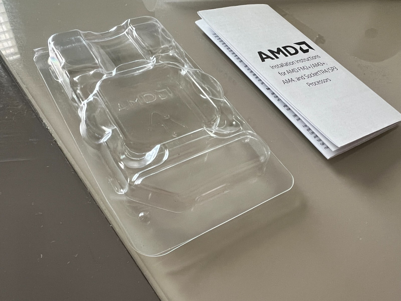 AMD Ryzen 7 7700X CPU Packaging Case Clam Shell   , Original