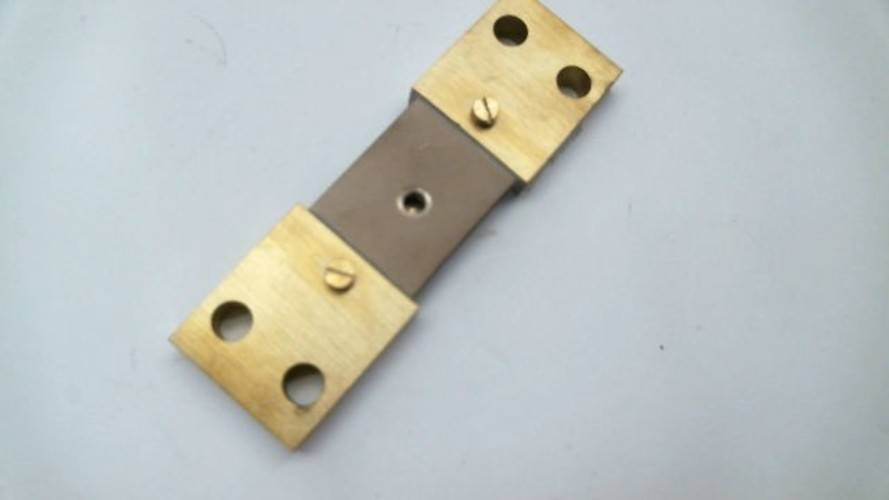New Crompton Instruments F1-300-50 50MV Shunt NNB
