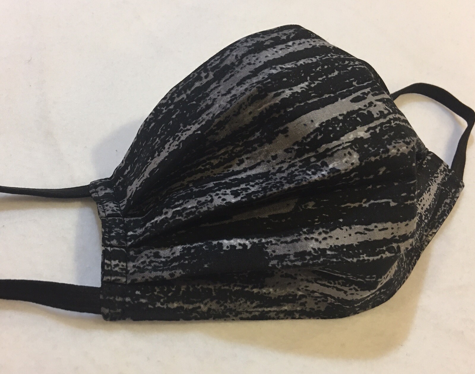 Face Mask, Adult Size XL, Gray On Black, Three Layers, Nose Wire, Reversible