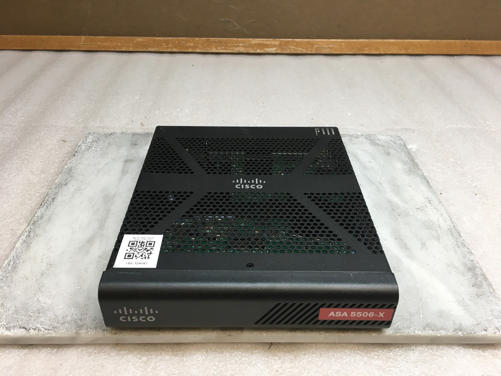 Cisco 5506-X  Network Security Firewall Appliance ASA-5506-X V04 No PWR Adapter