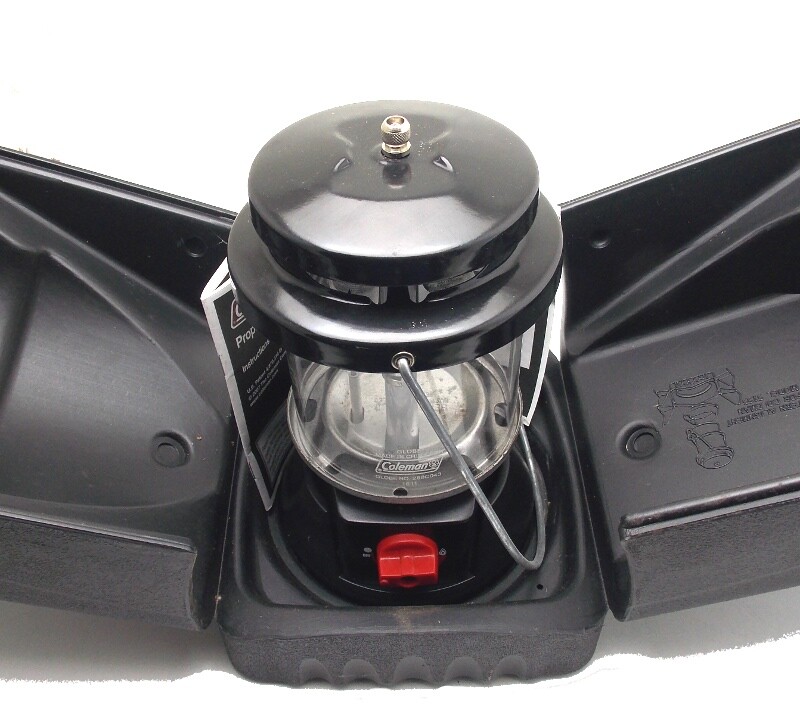 Coleman Dual Mantle Portable Propane Camp Lantern 5155B in Case With Manual Used