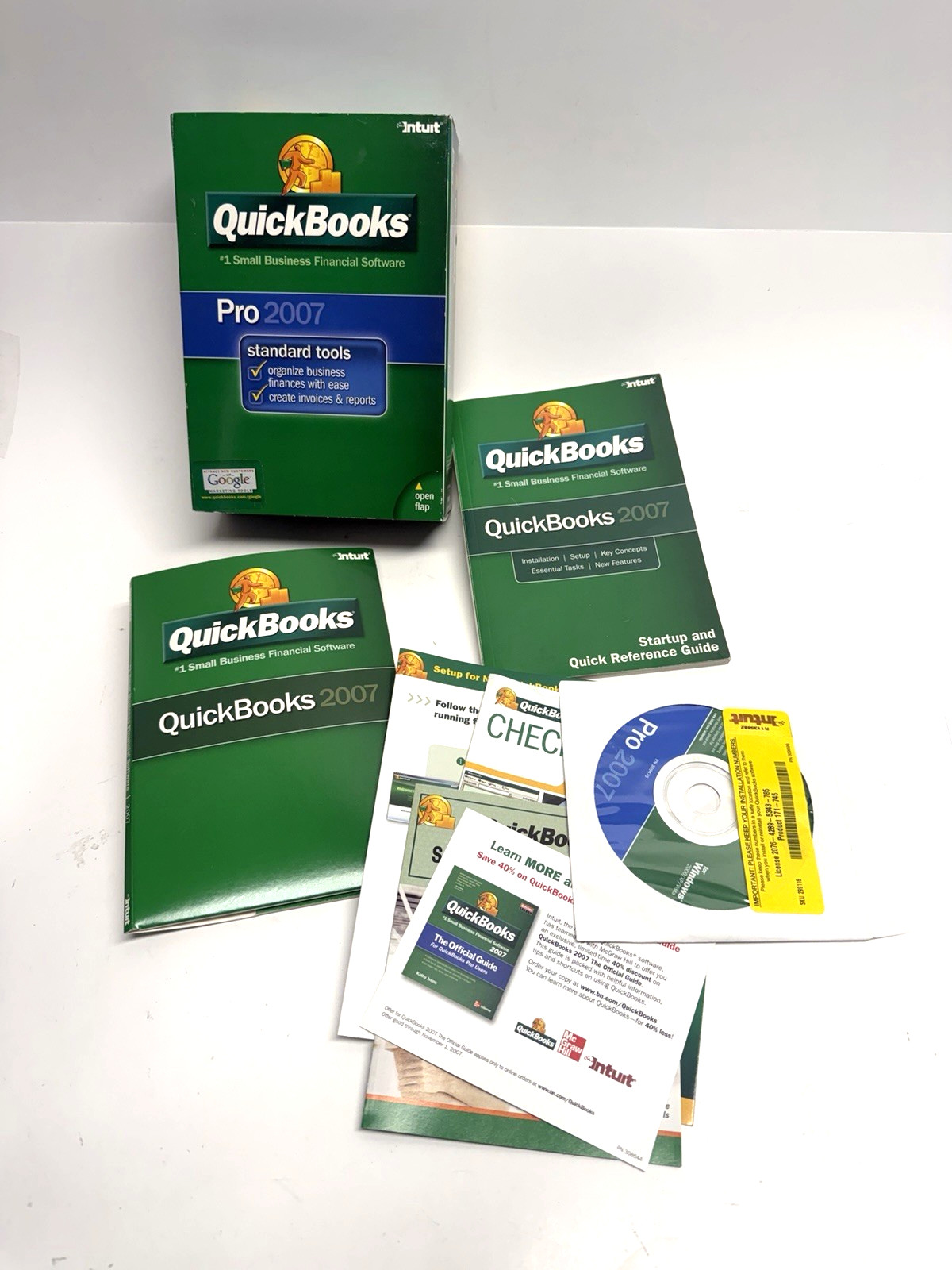 Intuit QuickBooks Pro 2007 Accounting Software CD for Windows