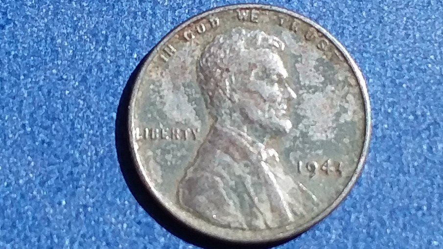 1943-P Circulated Lincoln Wheat Cent, Ships Free.