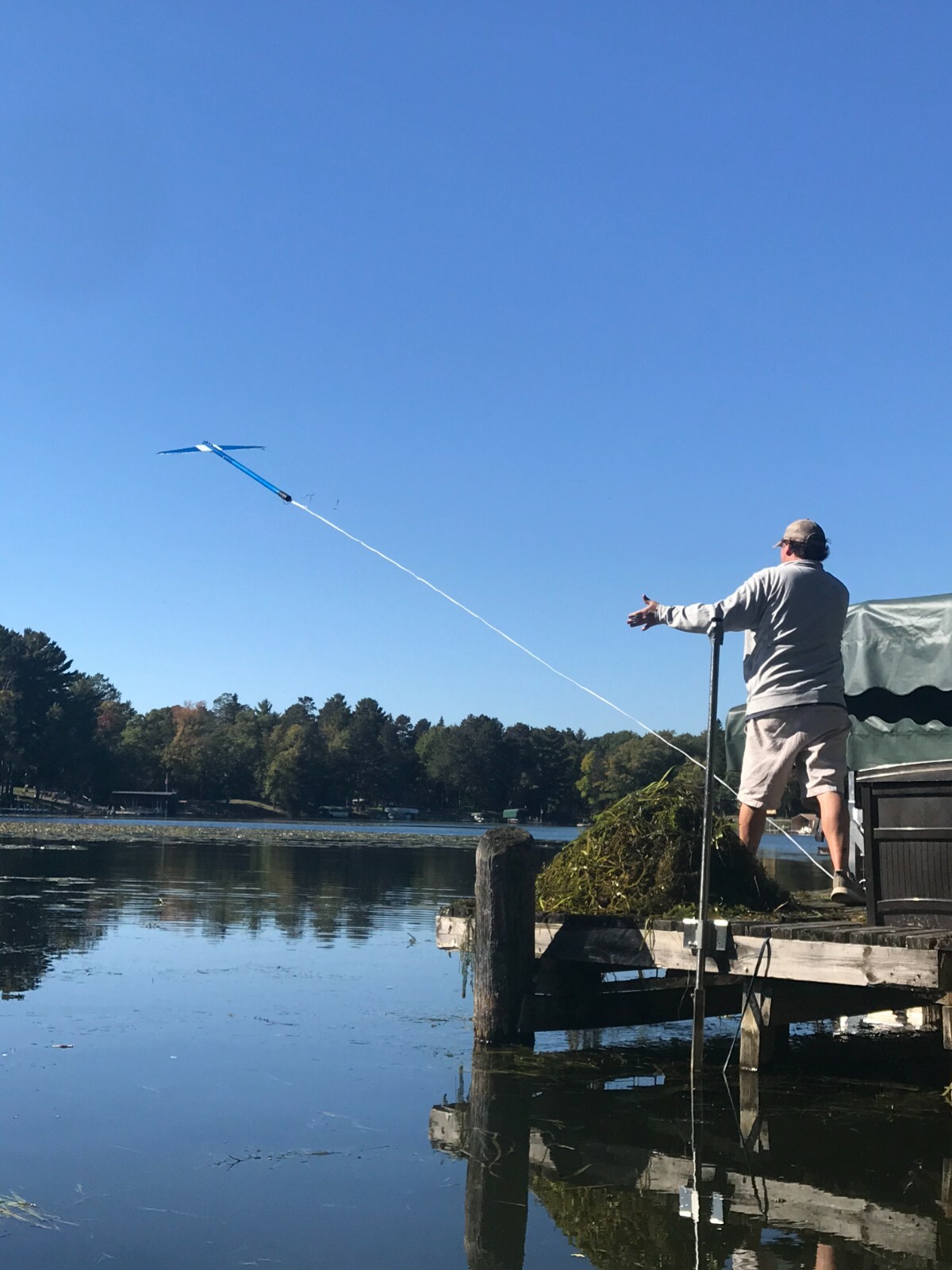 Weed Glider from Beachroller -   CUT YOUR LAKEWEEDS FAST!