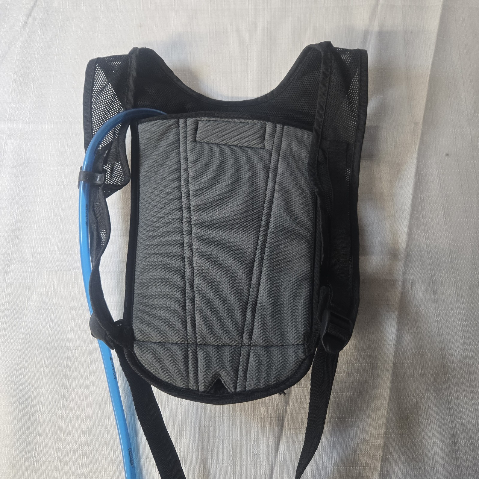 CamelBak HydroBak Hydration Pack Backpack - Black/Gray - 1.5L / 50oz Capacity