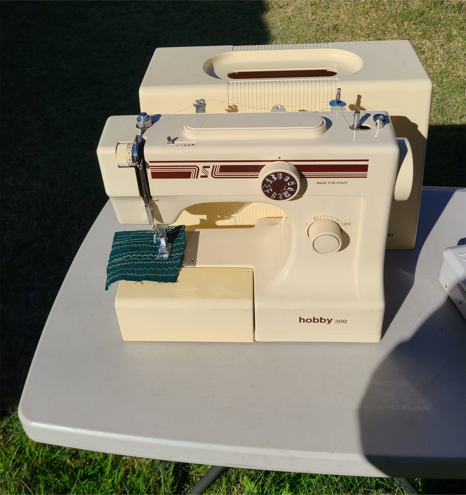 SEWING MACHINE PFAFF MODEL HOBBY 300  MADE IN JAPAN