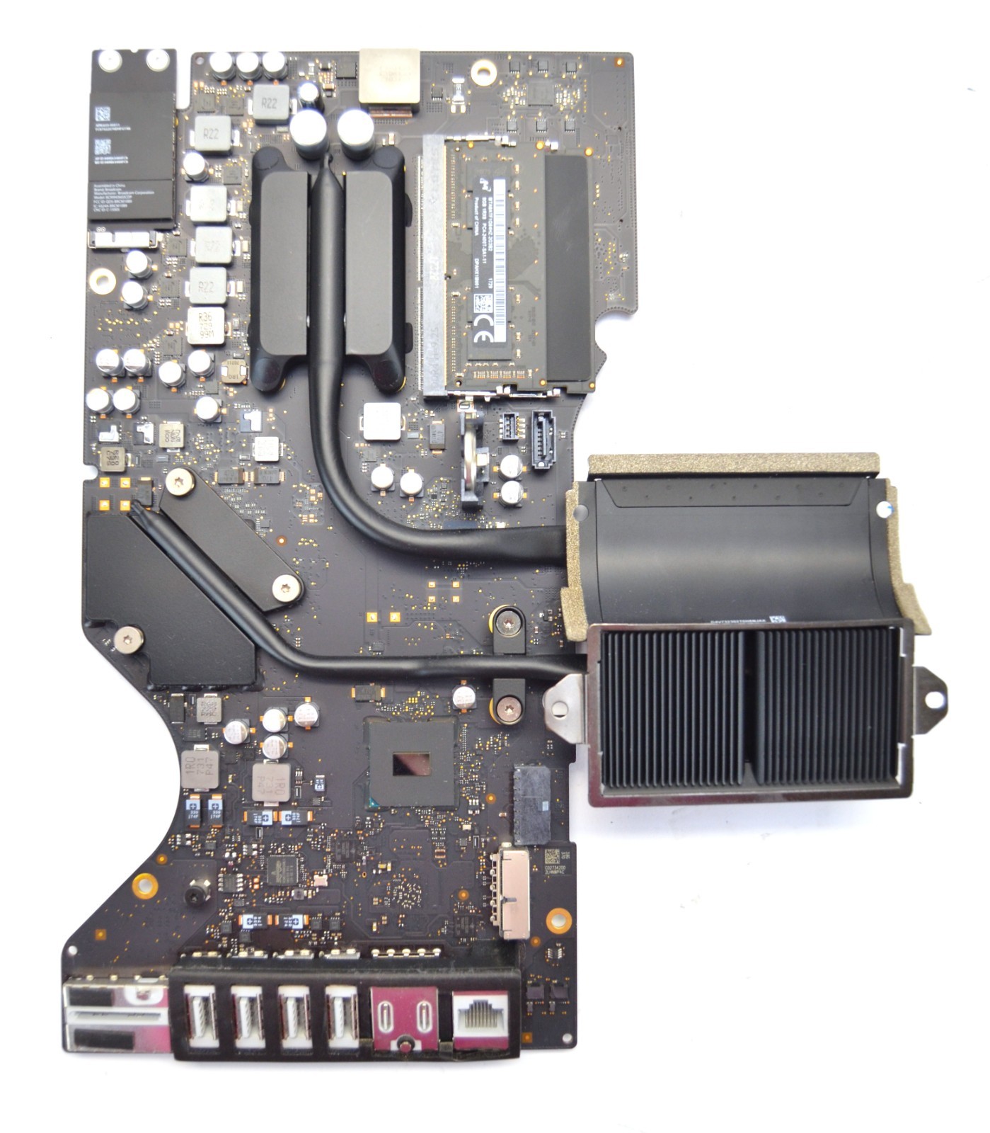 Apple 21" iMac Mid-2017 Logic Board 3.6GHz i7 16GB Ram Radeon Pro 560 820-00597