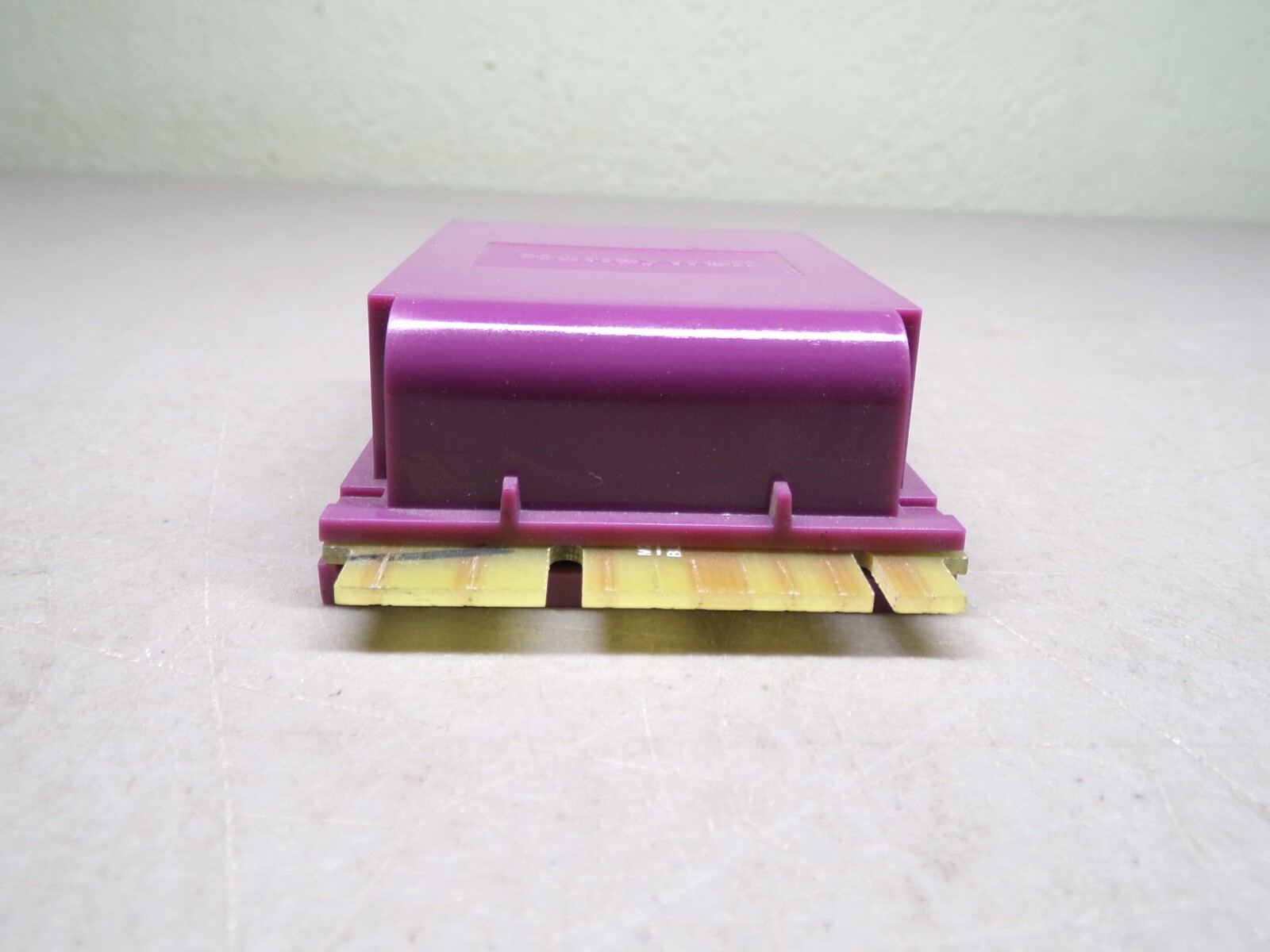 HONEYWELL R7249A1003 ULTRAVIOLET AMPLIFIER