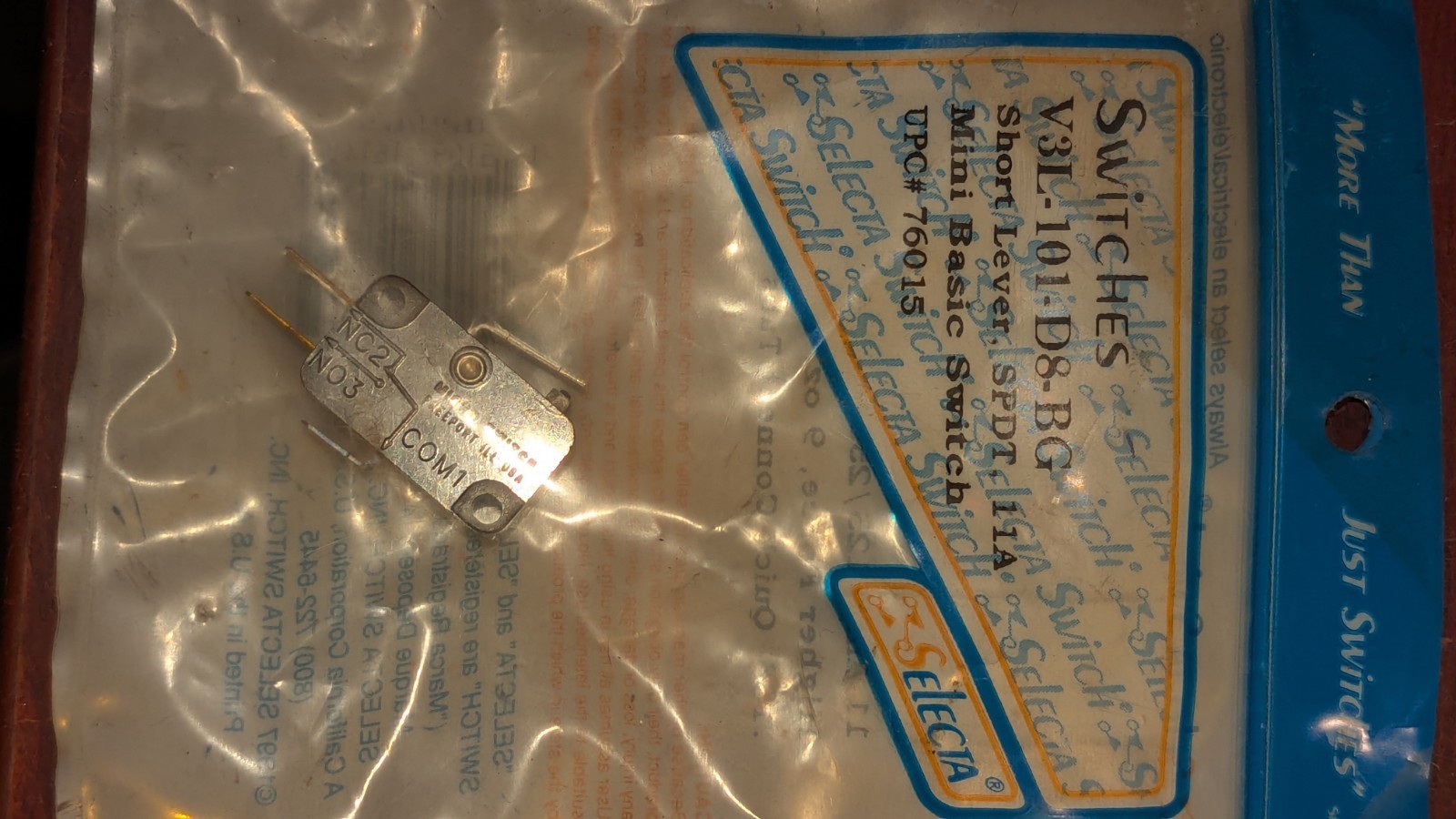 Selecta / Honeywell Microswitch V3L-101-D8-BG Snap Switch New & Sealed