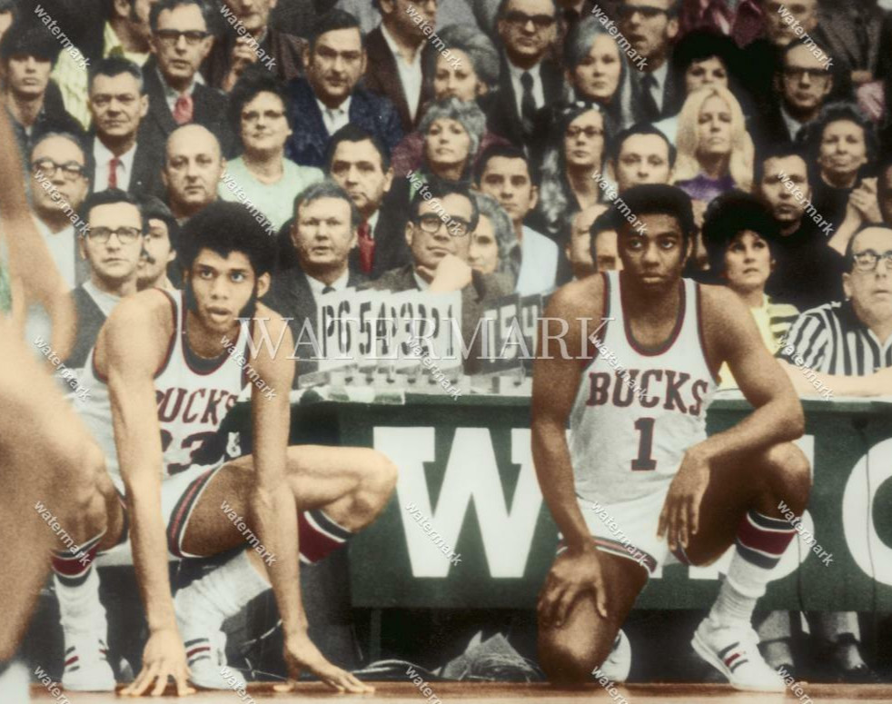 DF831 Oscar Robertson - Jabbar Milwaukee Bucks 8x10 11x14 16x20 Colorized Photo