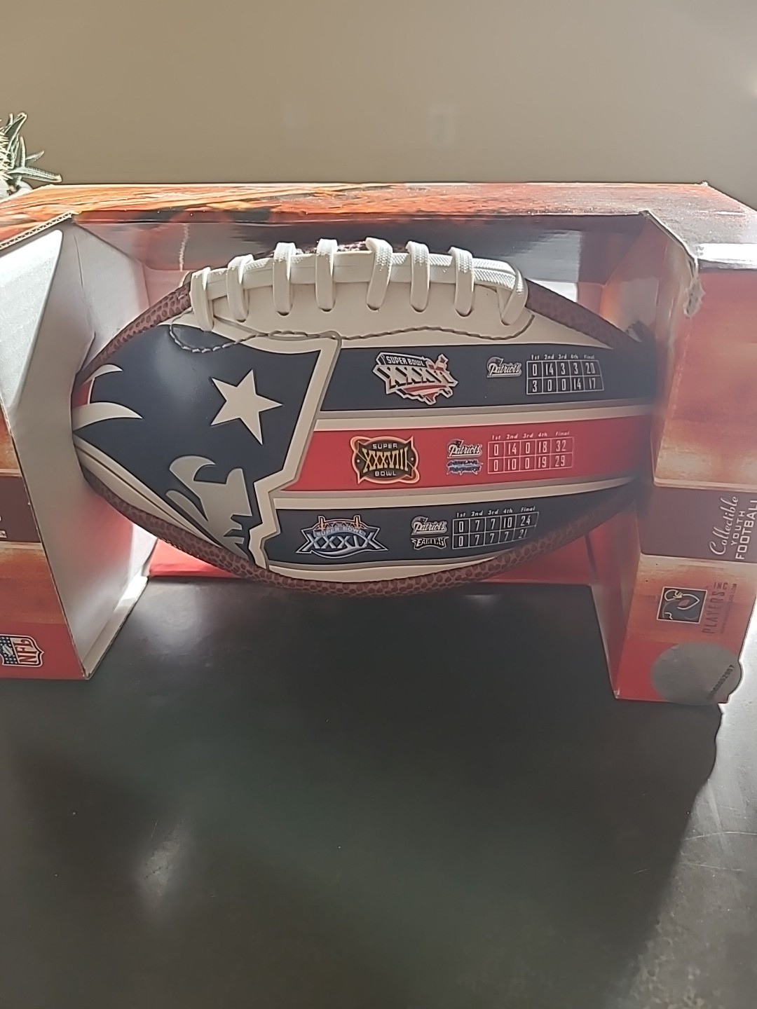 NEW ENGLAND PATRIOTS SUPER BOWL 36,38,39 SOUVENIR MINI FOOTBALL 3-TIME SB CHAMPS